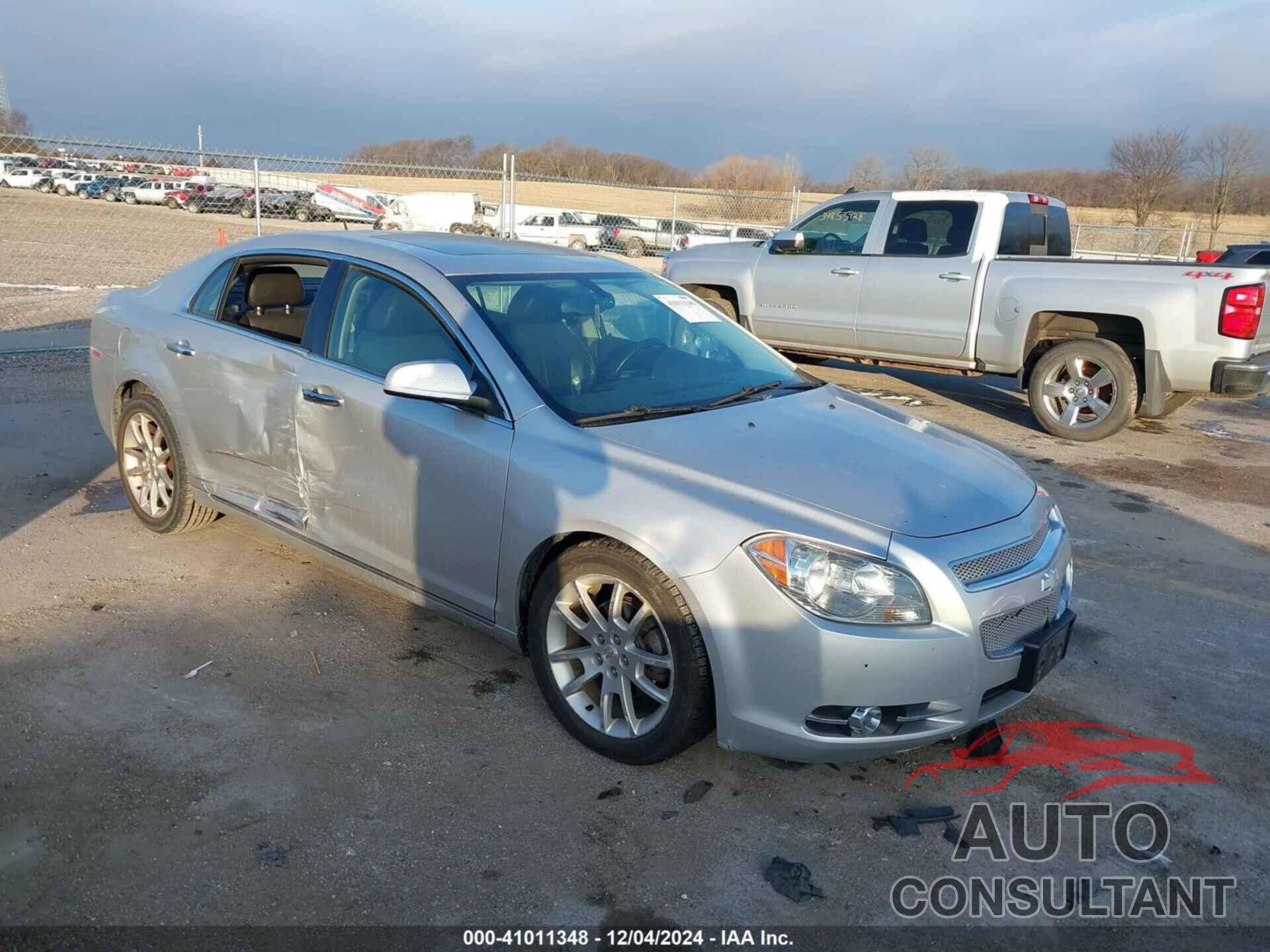 CHEVROLET MALIBU 2011 - 1G1ZE5E77BF138462