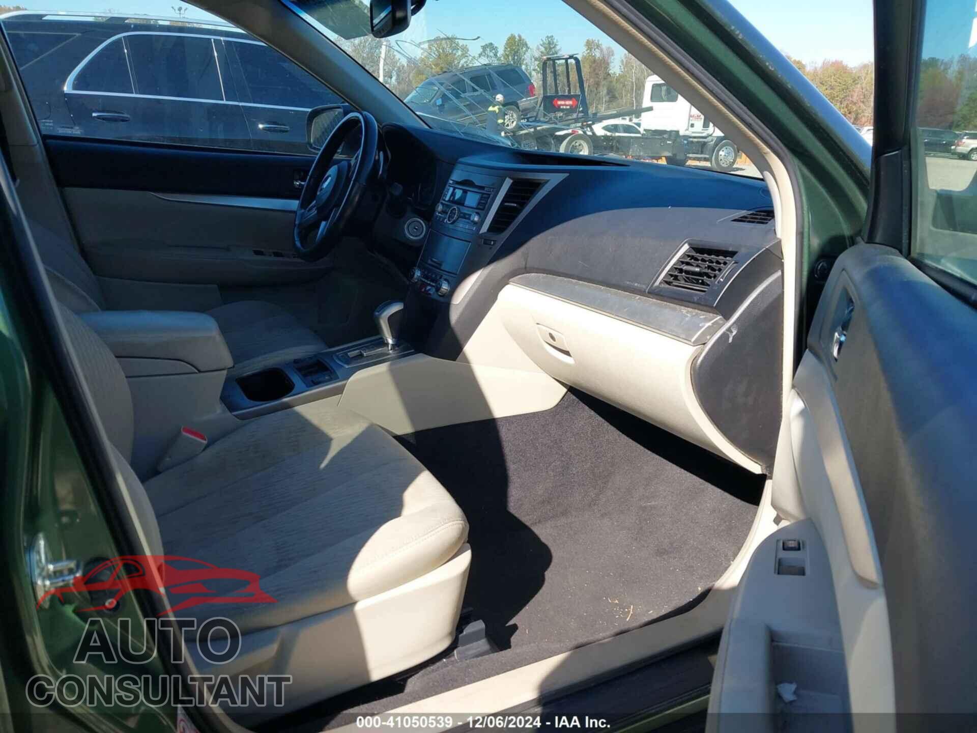 SUBARU OUTBACK 2011 - 4S4BRBGC8B3353075