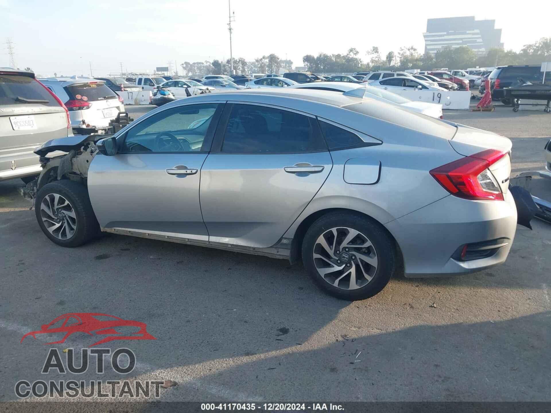 HONDA CIVIC 2017 - 2HGFC2F71HH528267
