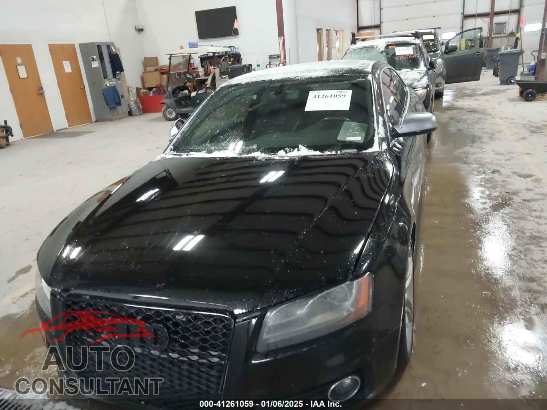 AUDI S5 2011 - WAUCVAFR2BA045929