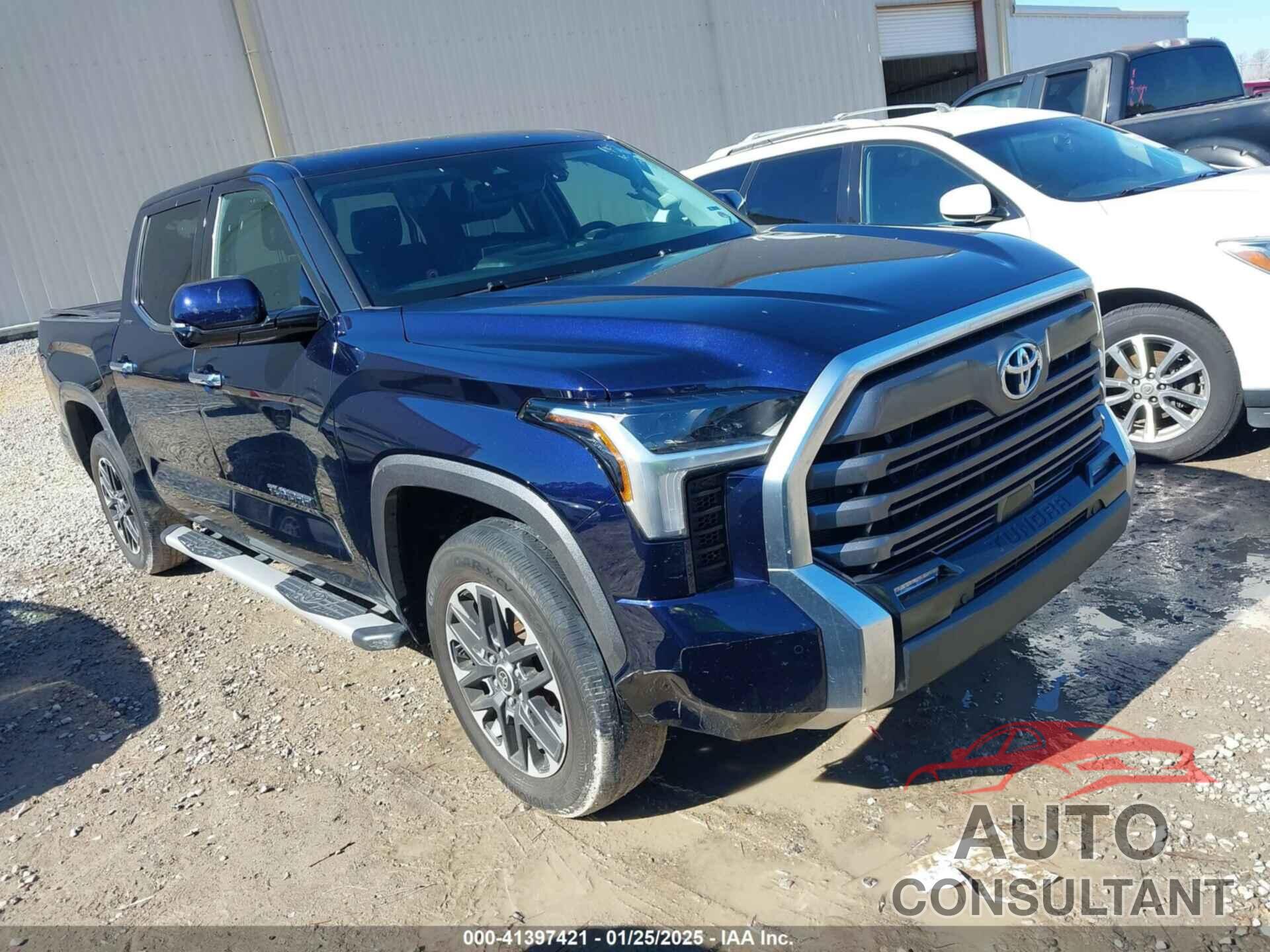 TOYOTA TUNDRA 2023 - 5TFJA5DB6PX105721