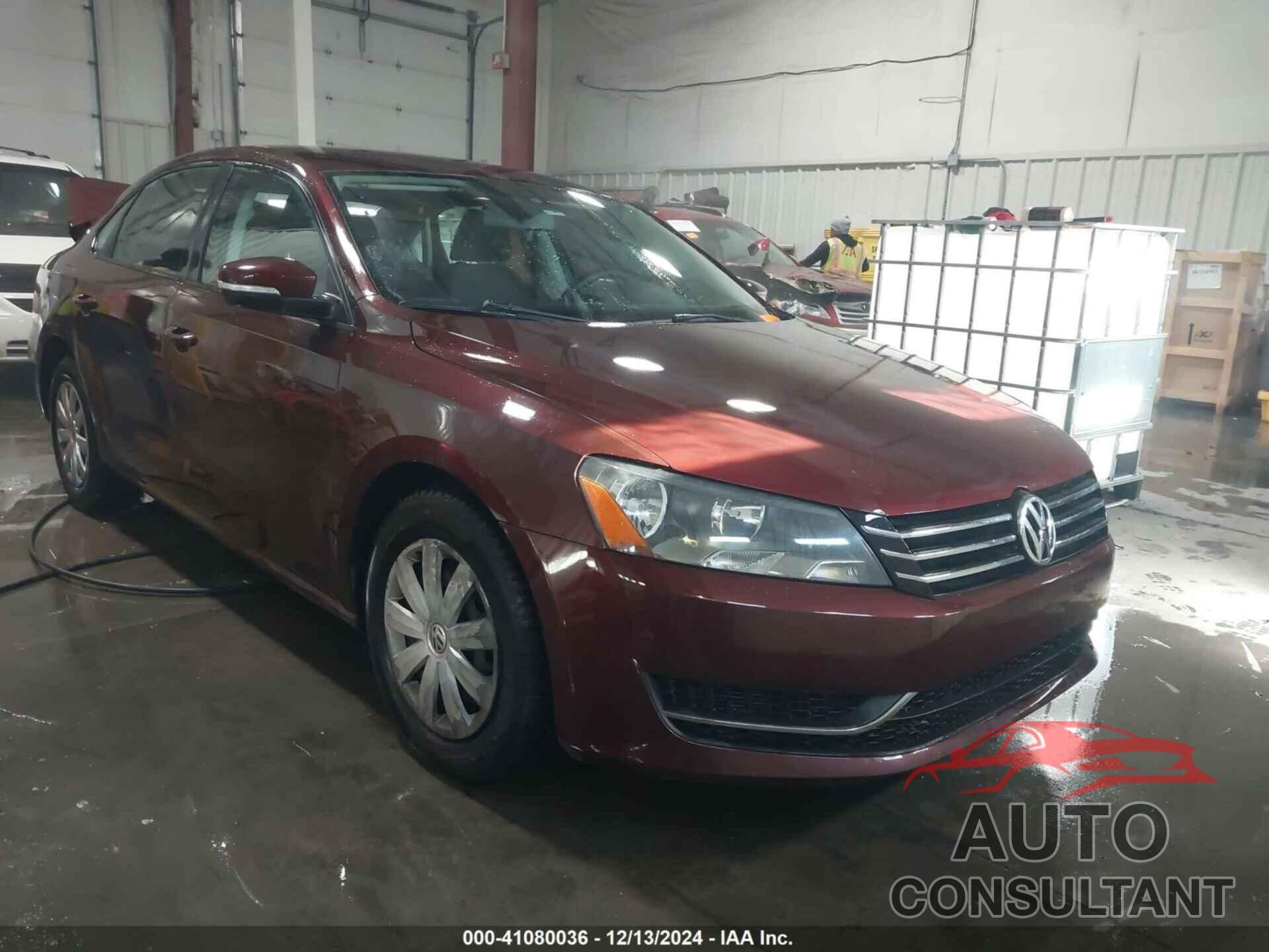 VOLKSWAGEN PASSAT 2013 - 1VWAP7A32DC114259