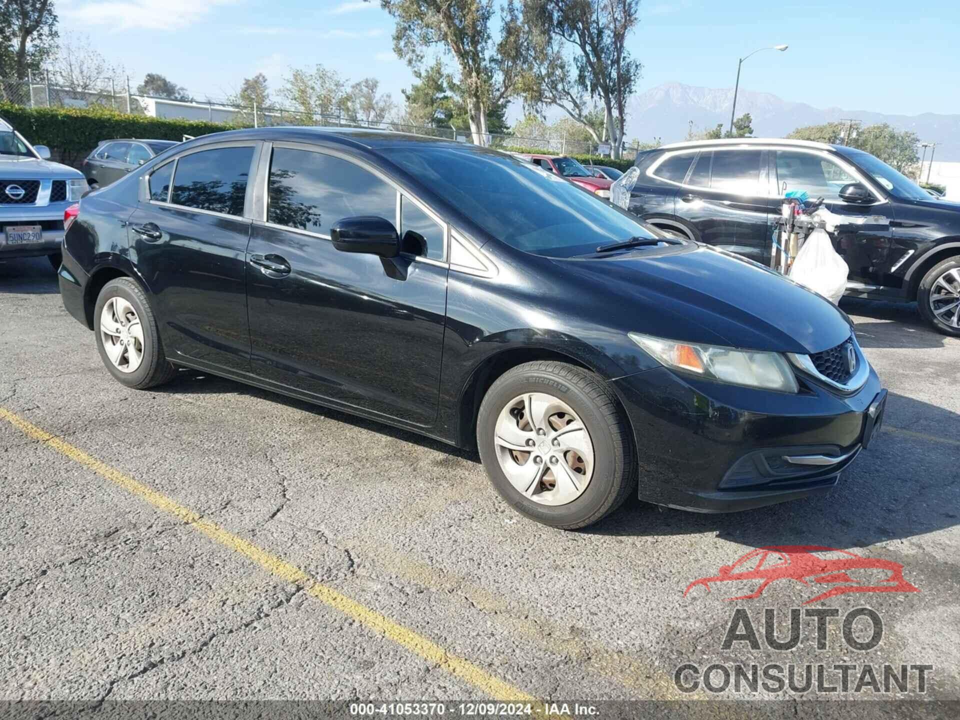 HONDA CIVIC 2015 - 2HGFB2F55FH517240