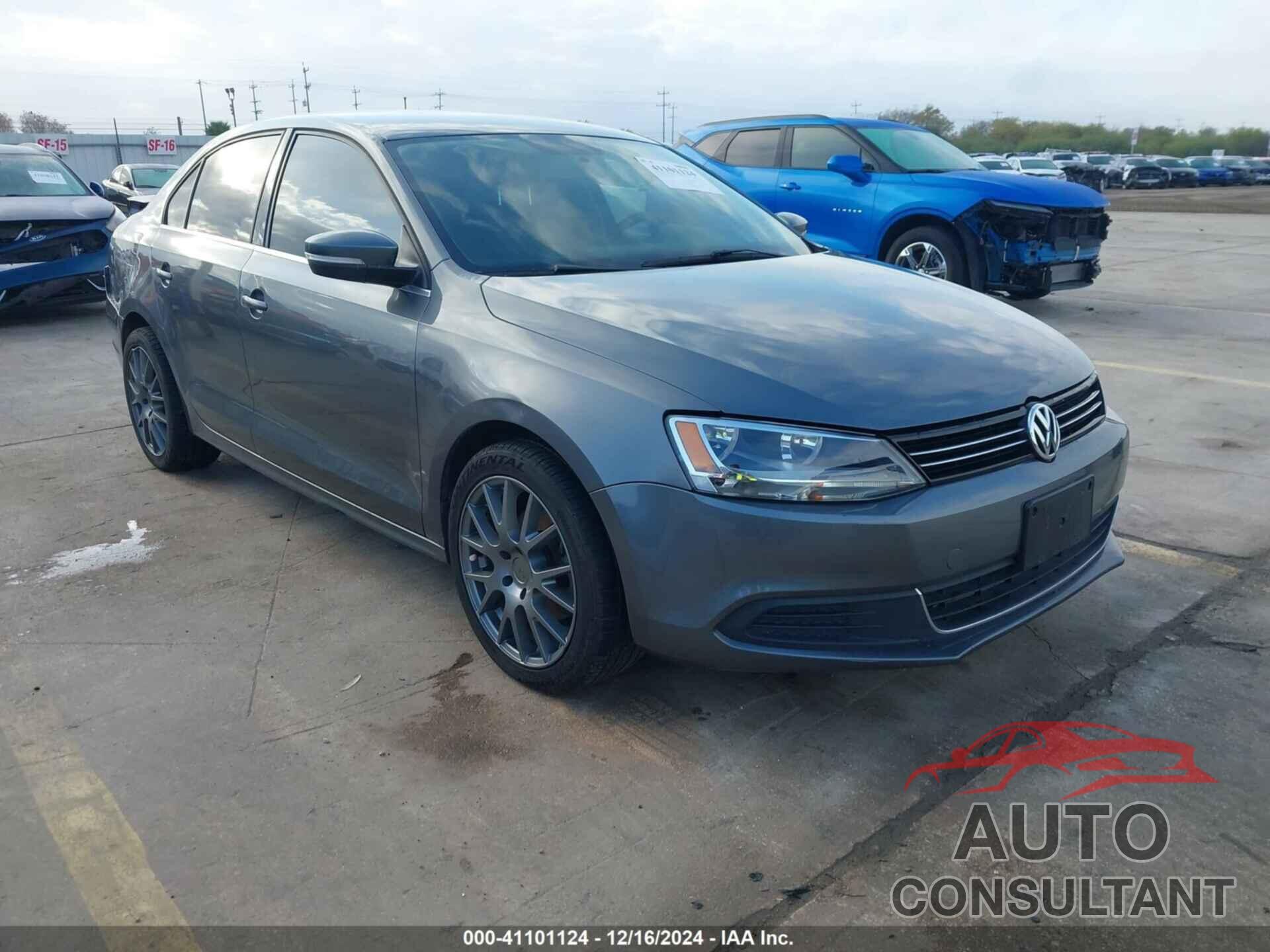 VOLKSWAGEN JETTA 2013 - 3VWDP7AJ7DM310305