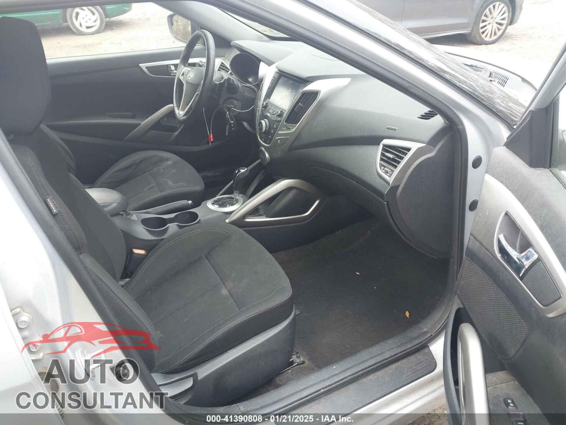 HYUNDAI VELOSTER 2017 - KMHTC6AD8HU306680