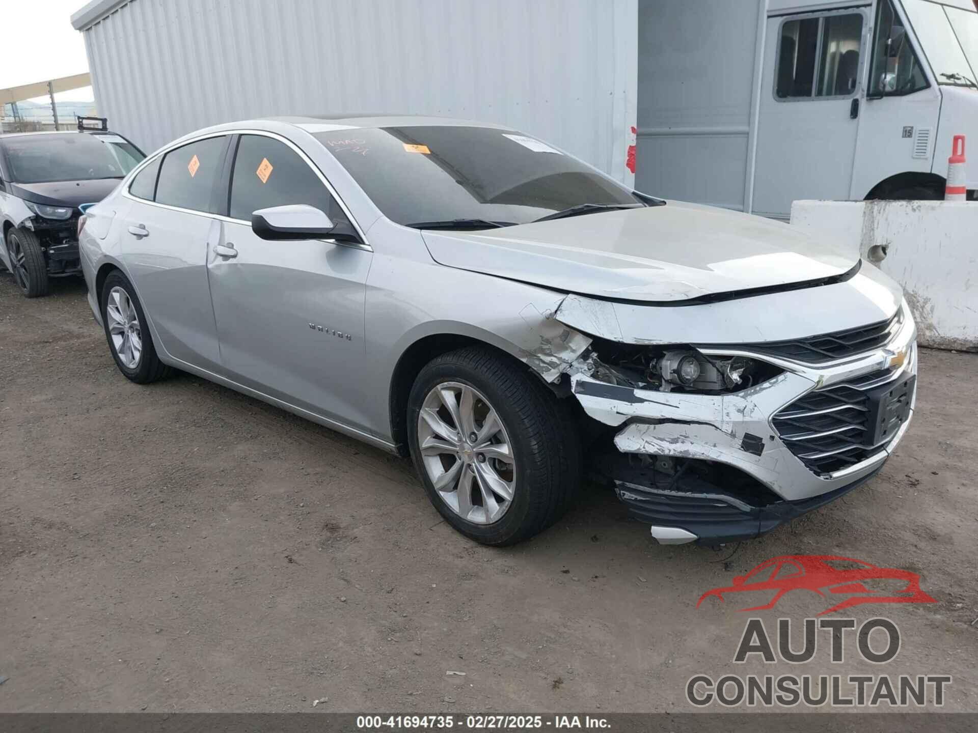 CHEVROLET MALIBU 2021 - 1G1ZD5ST0MF023676