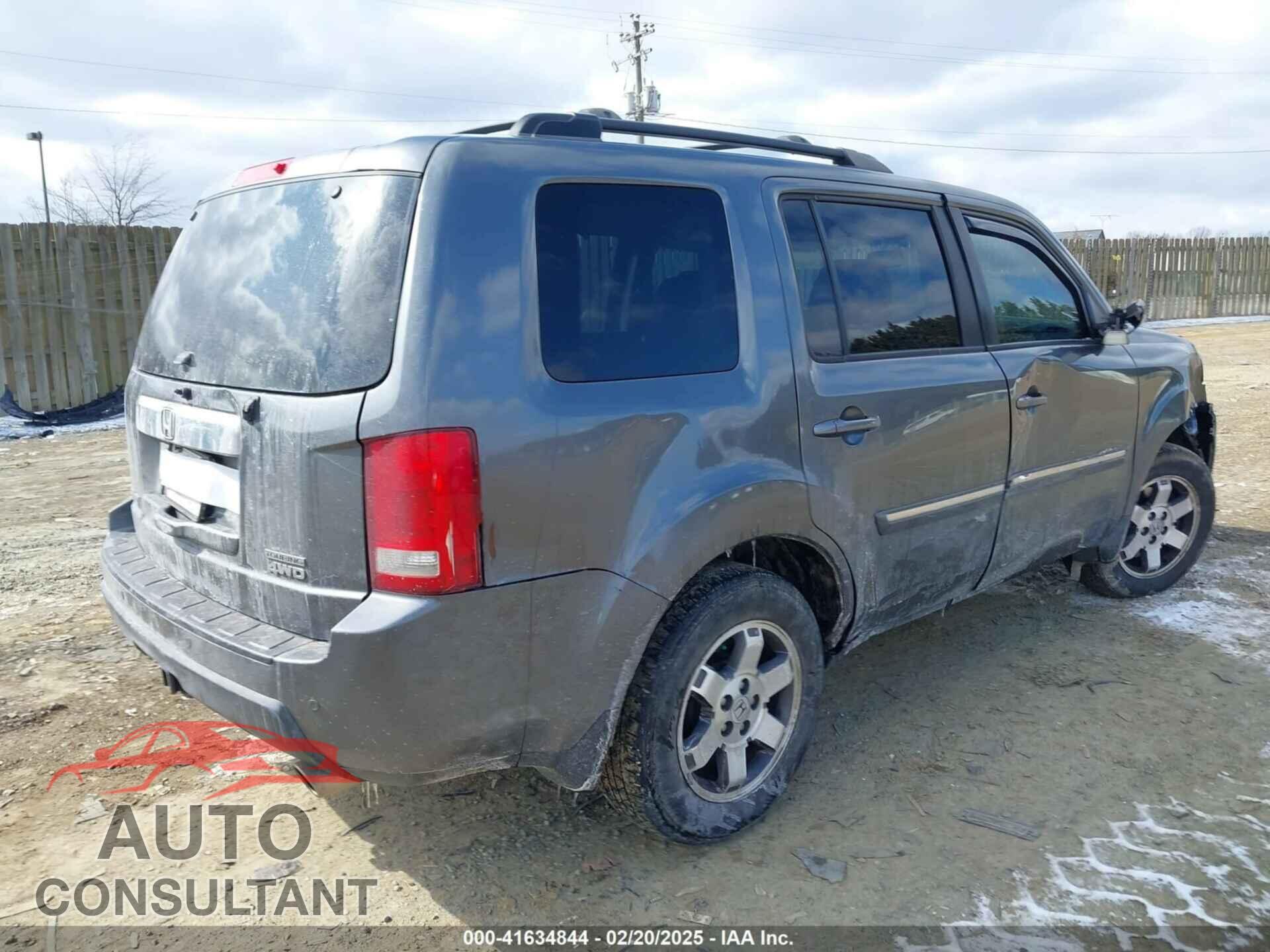 HONDA PILOT 2011 - 5FNYF4H98BB016012