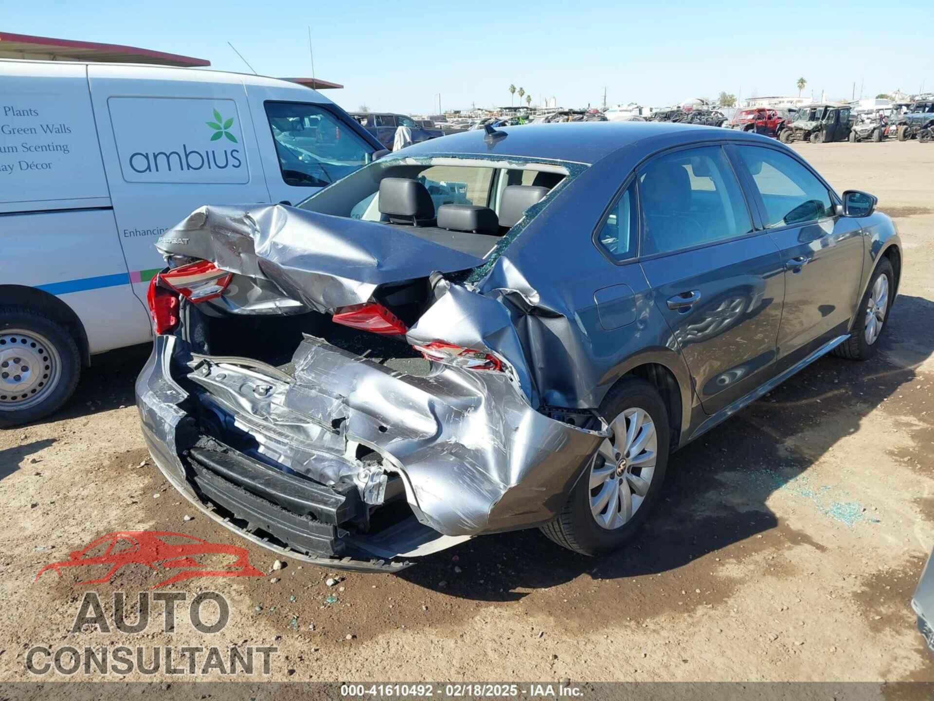 VOLKSWAGEN PASSAT 2014 - 1VWAP7A39EC007355