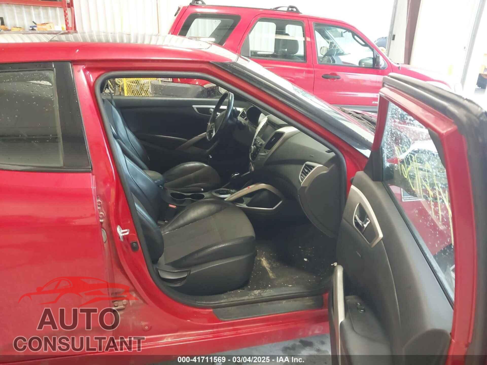 HYUNDAI VELOSTER 2013 - KMHTC6AD3DU099335