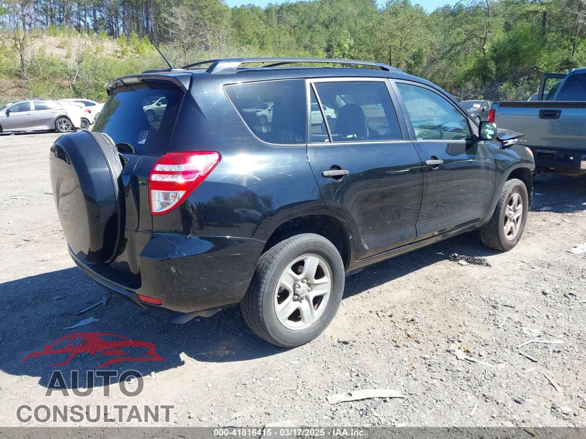 TOYOTA RAV4 2009 - JTMZF33V99D013169