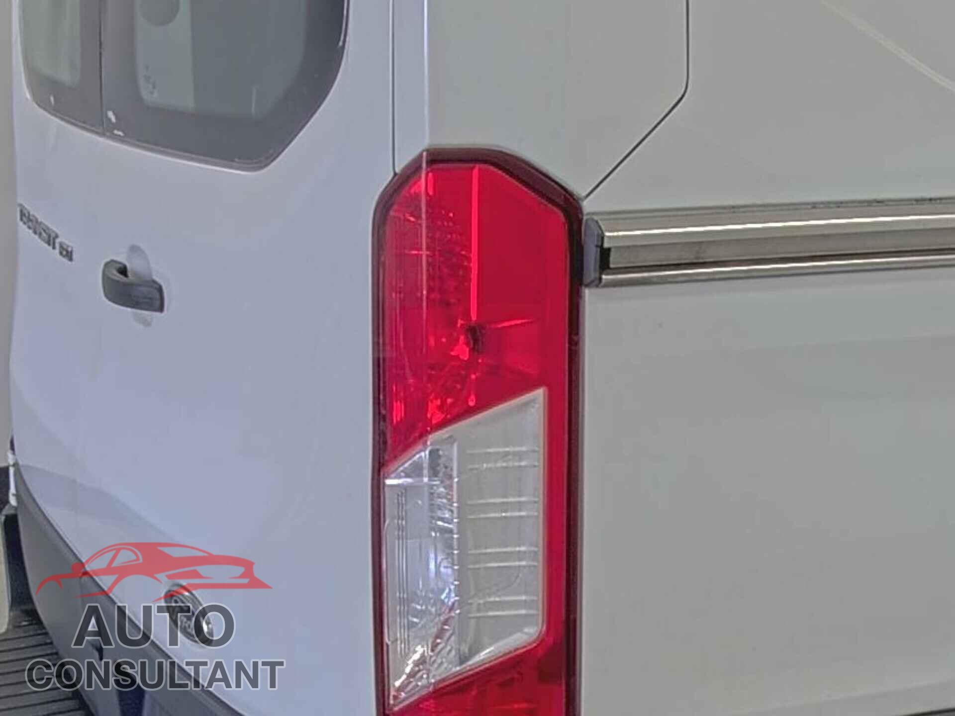FORD TRANSIT 2017 - 1FTYE1YM8HKA82271