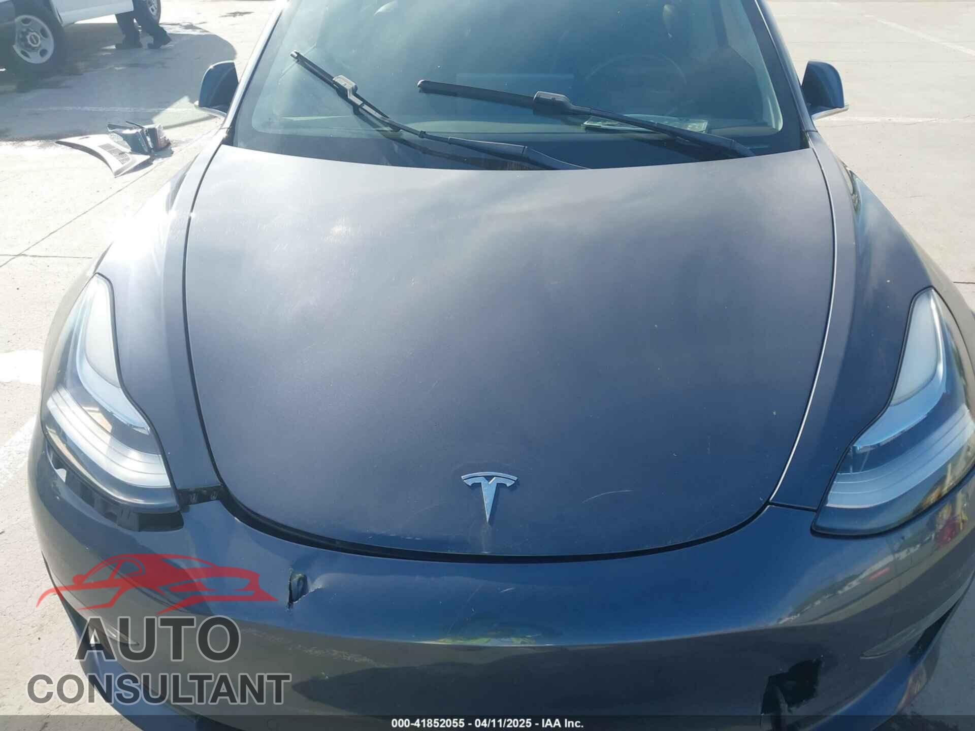 TESLA MODEL 3 2018 - 5YJ3E1EA5JF020009