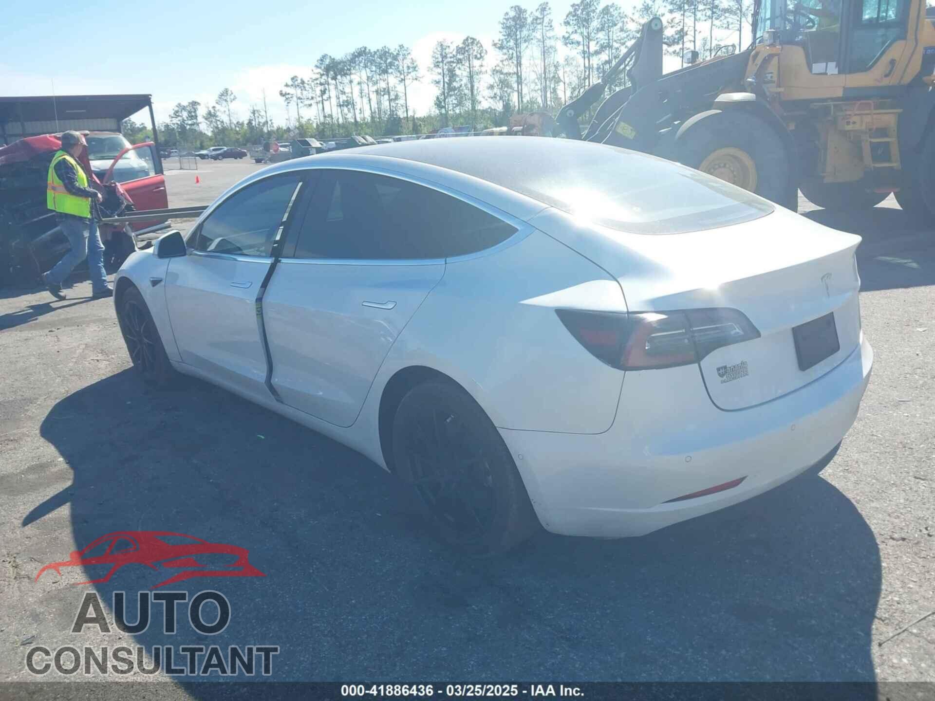 TESLA MODEL 3 2019 - 5YJ3E1EA7KF425127