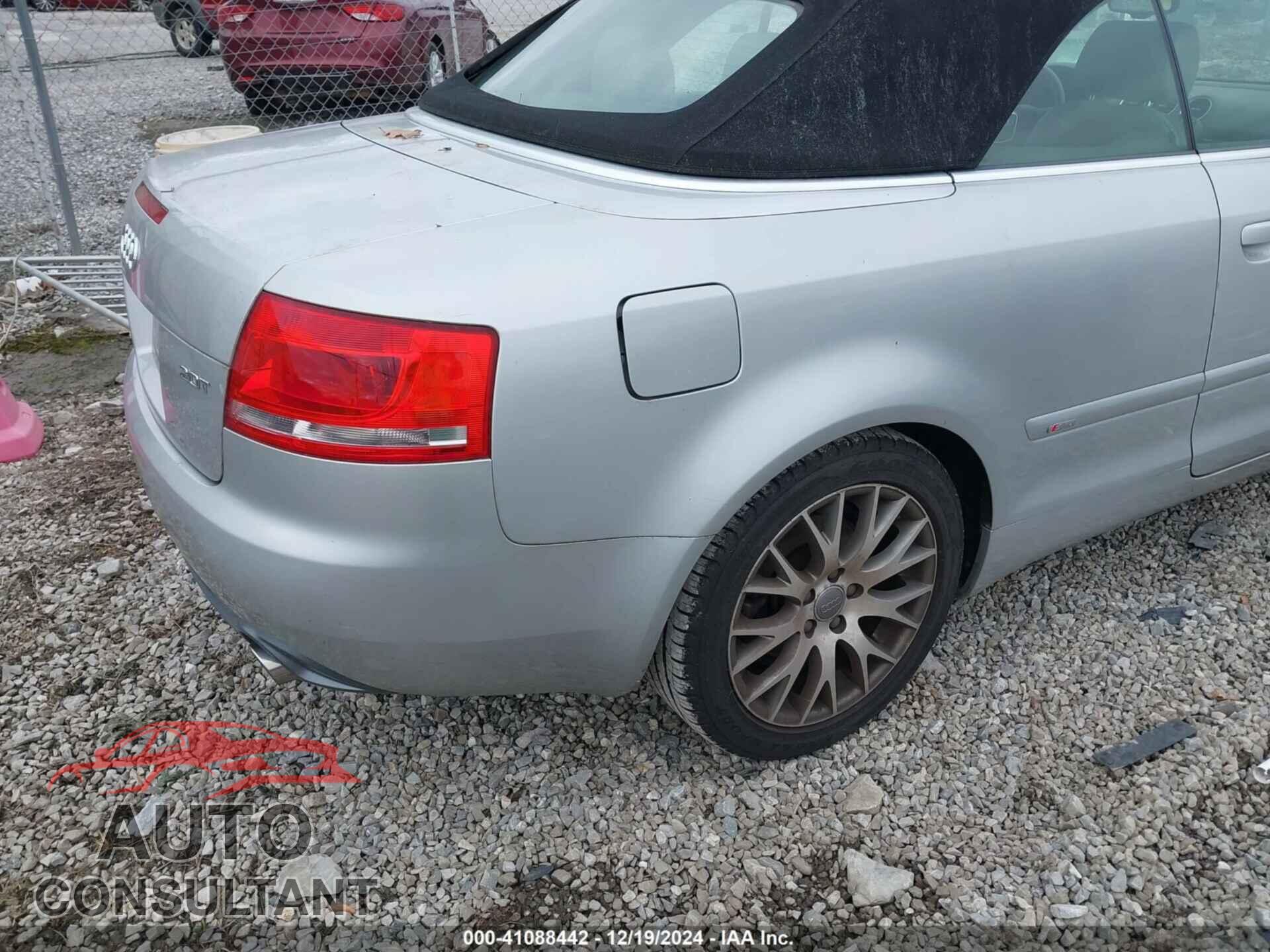 AUDI A4 2009 - WAUAF48H79K005831