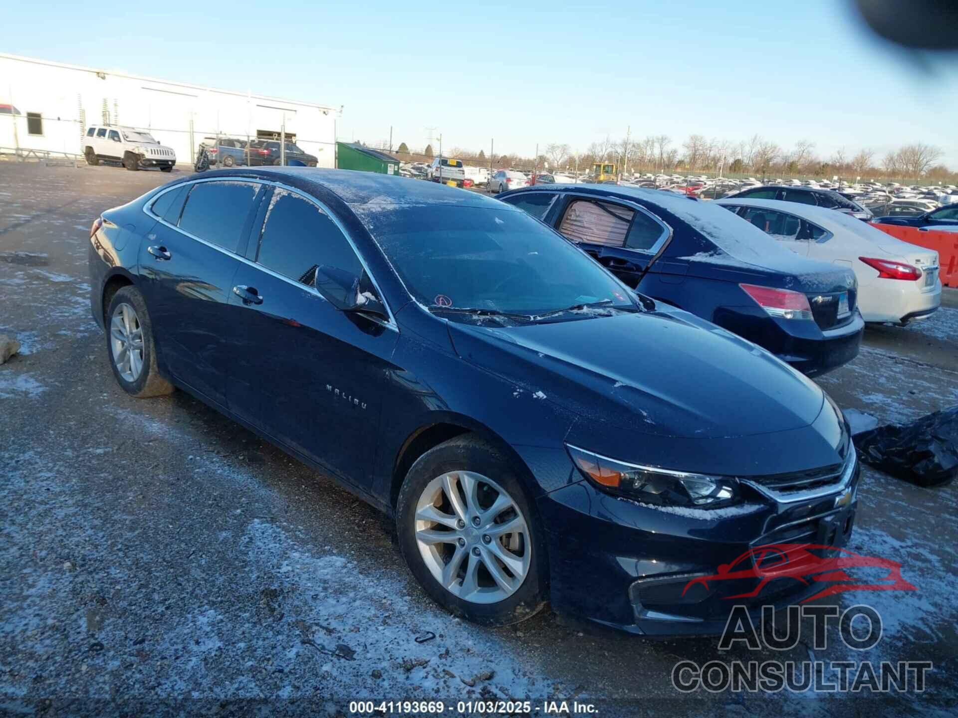 CHEVROLET MALIBU 2017 - 1G1ZE5ST1HF231746