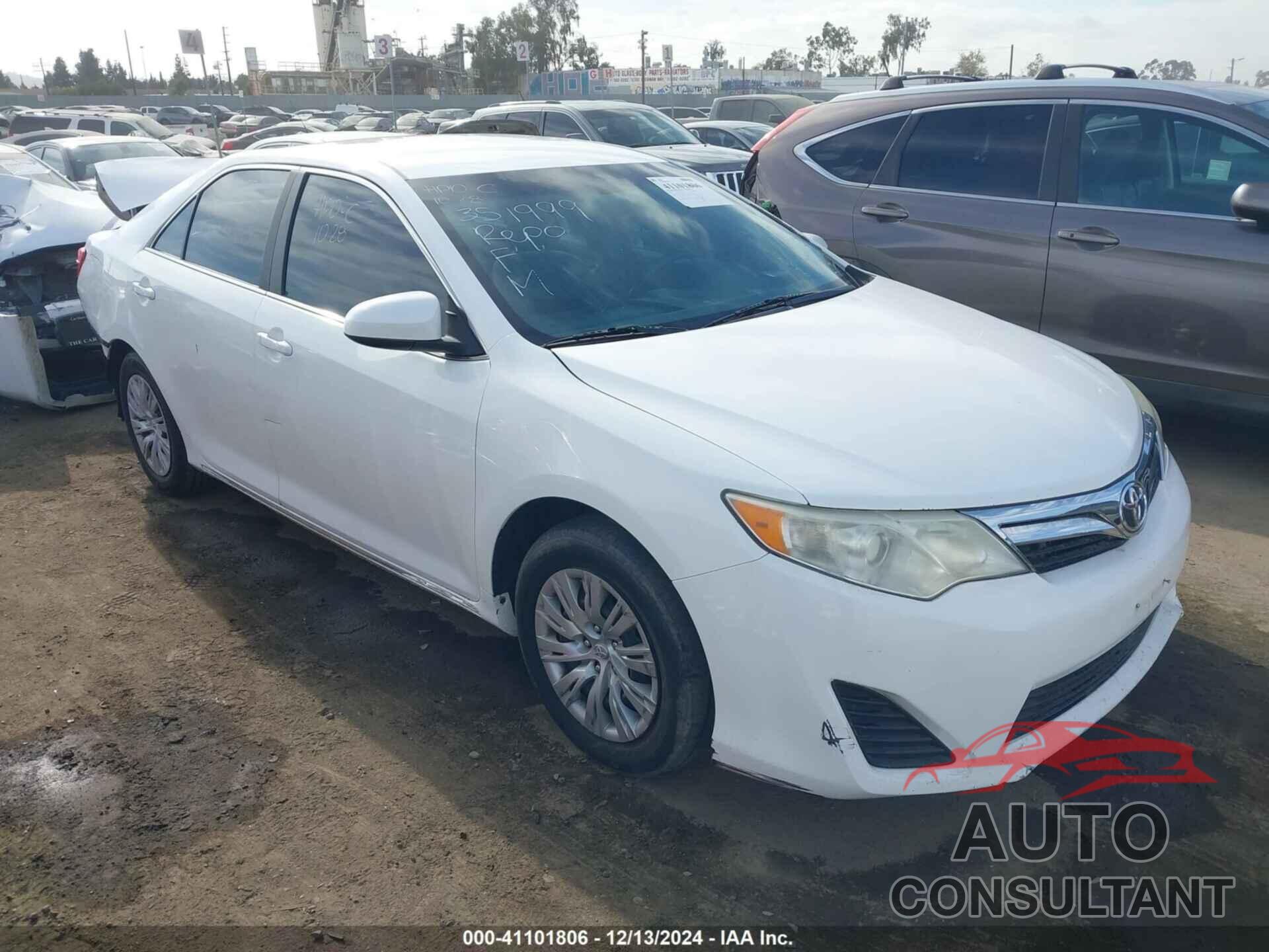 TOYOTA CAMRY 2014 - 4T4BF1FK2ER431494