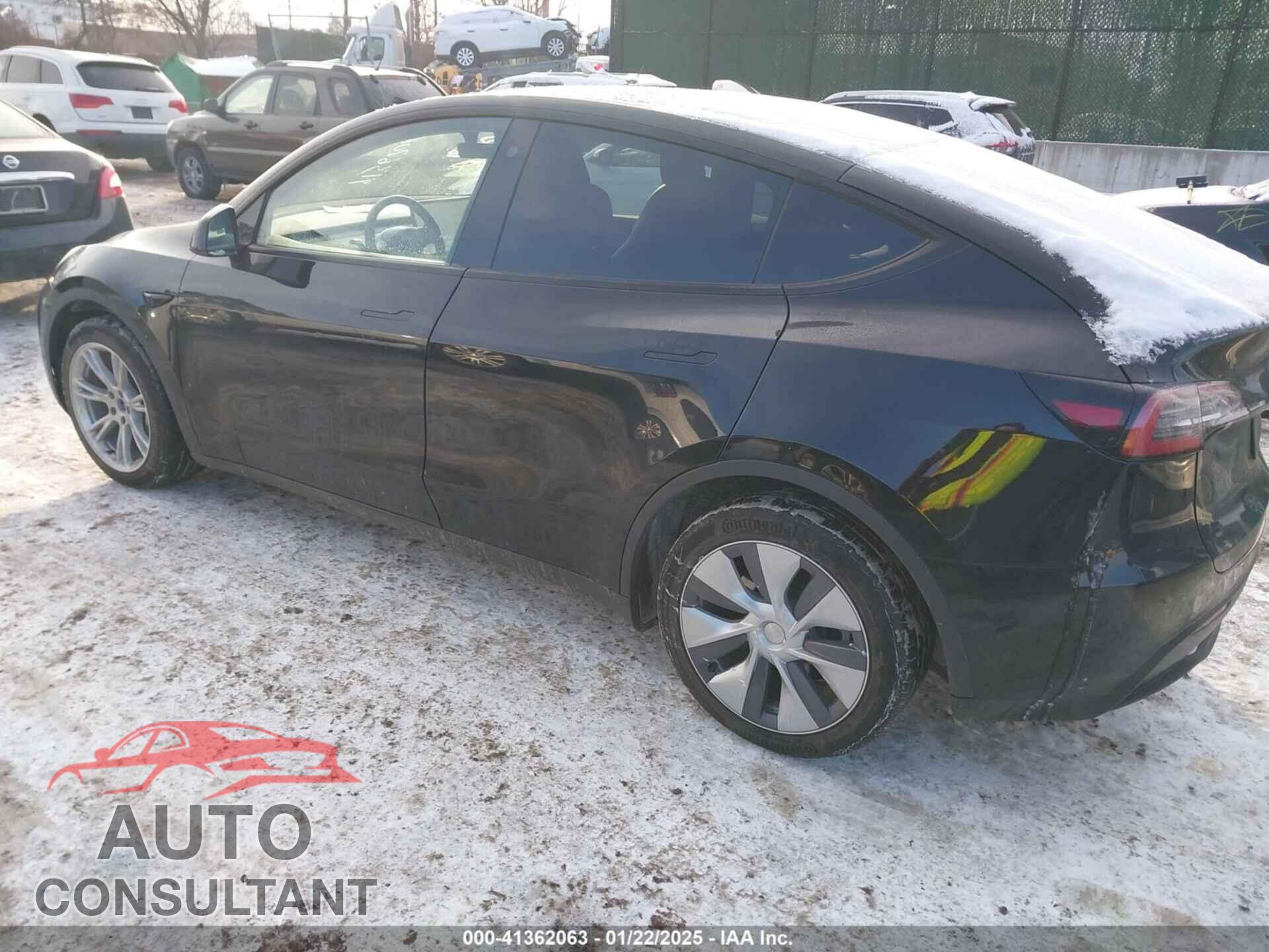 TESLA MODEL Y 2022 - 7SAYGDEE4NA008363