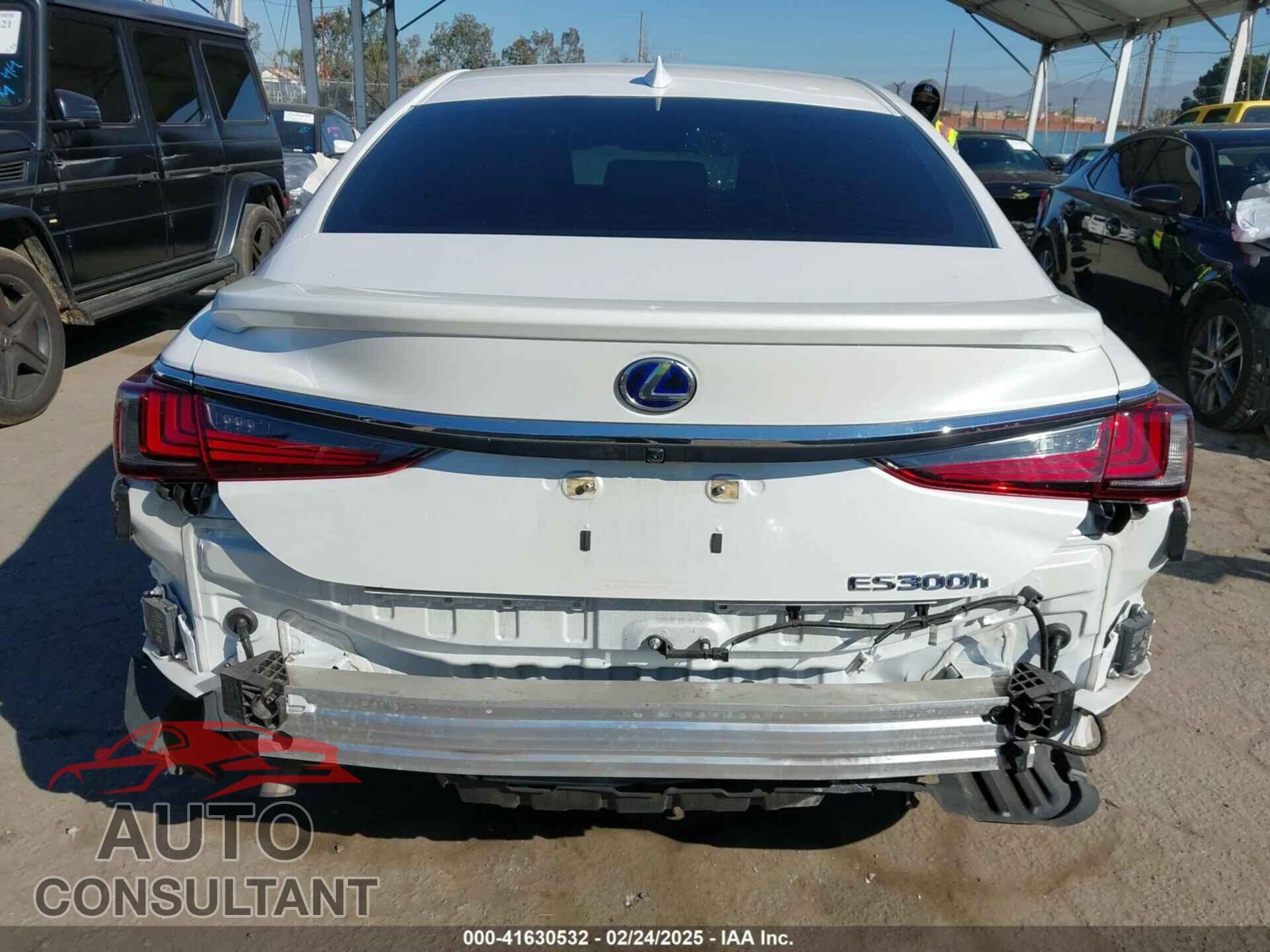 LEXUS ES 300H 2022 - 58ADA1C19NU024116