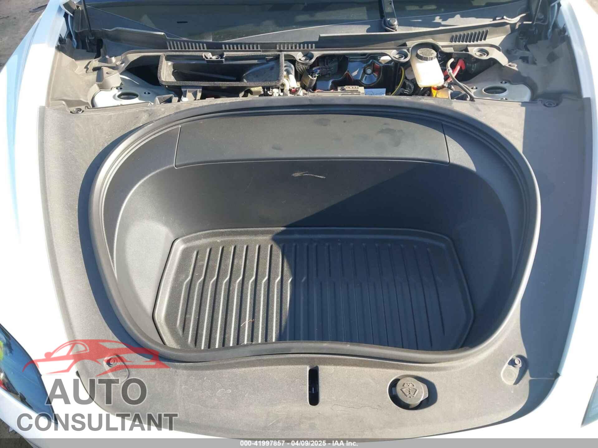 TESLA MODEL 3 2024 - 5YJ3E1EB0RF822603