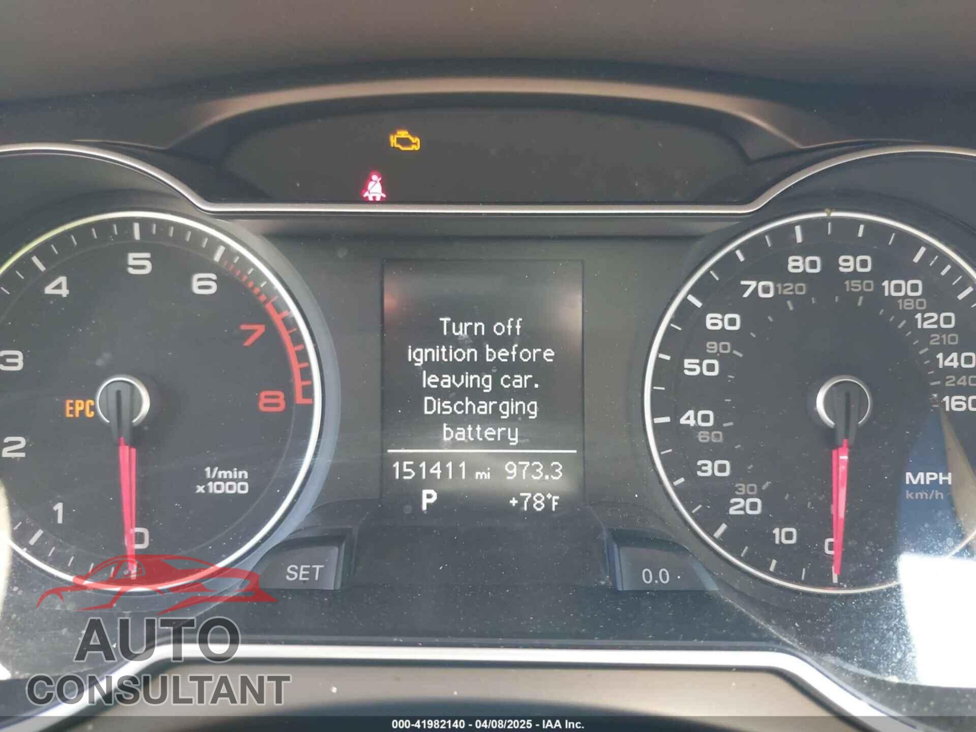 AUDI A4 2013 - WAUEFAFLXDA164378