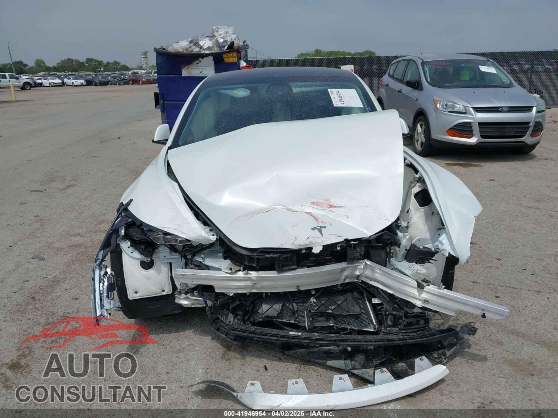TESLA MODEL 3 2024 - 5YJ3E1EAXRF853350