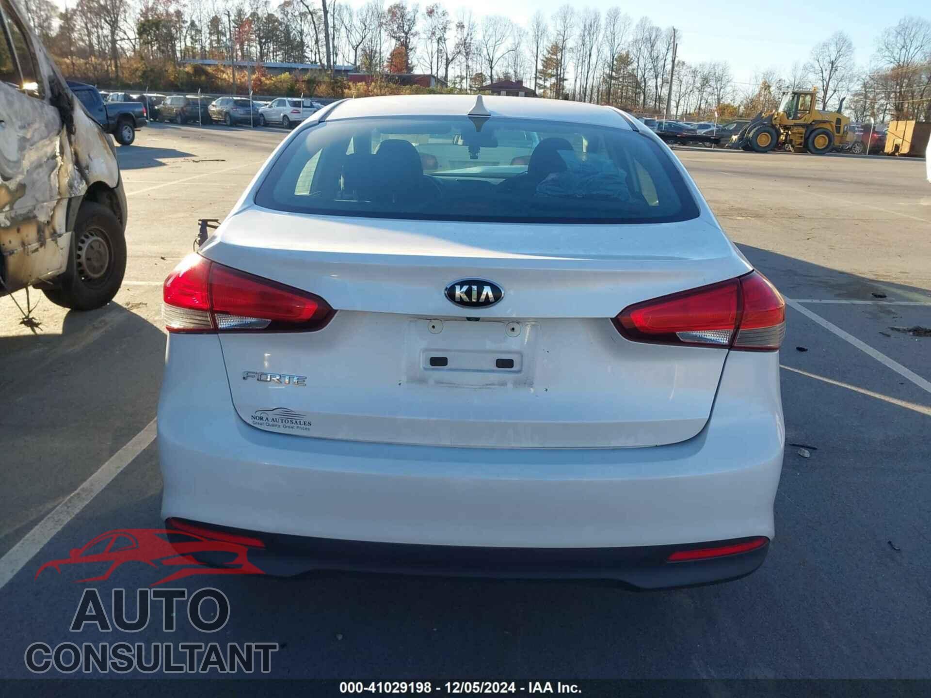 KIA FORTE 2017 - 3KPFL4A71HE129209