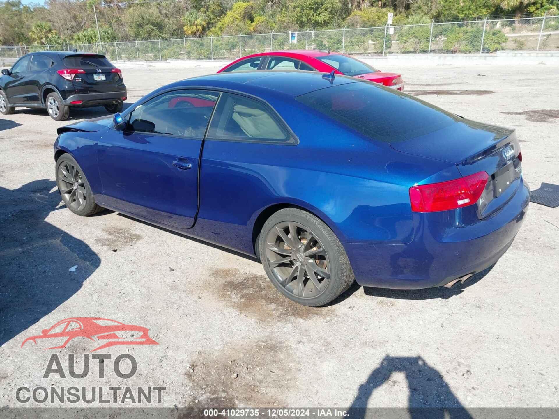 AUDI A5 2013 - WAULFAFR6DA018040