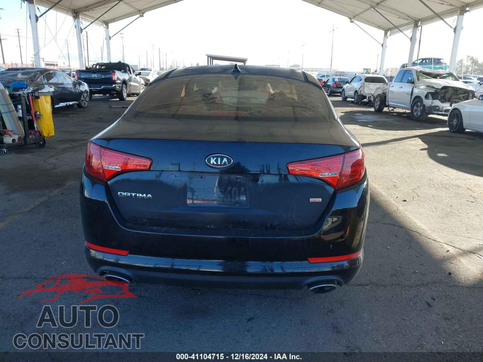 KIA OPTIMA 2011 - KNAGM4A71B5063245