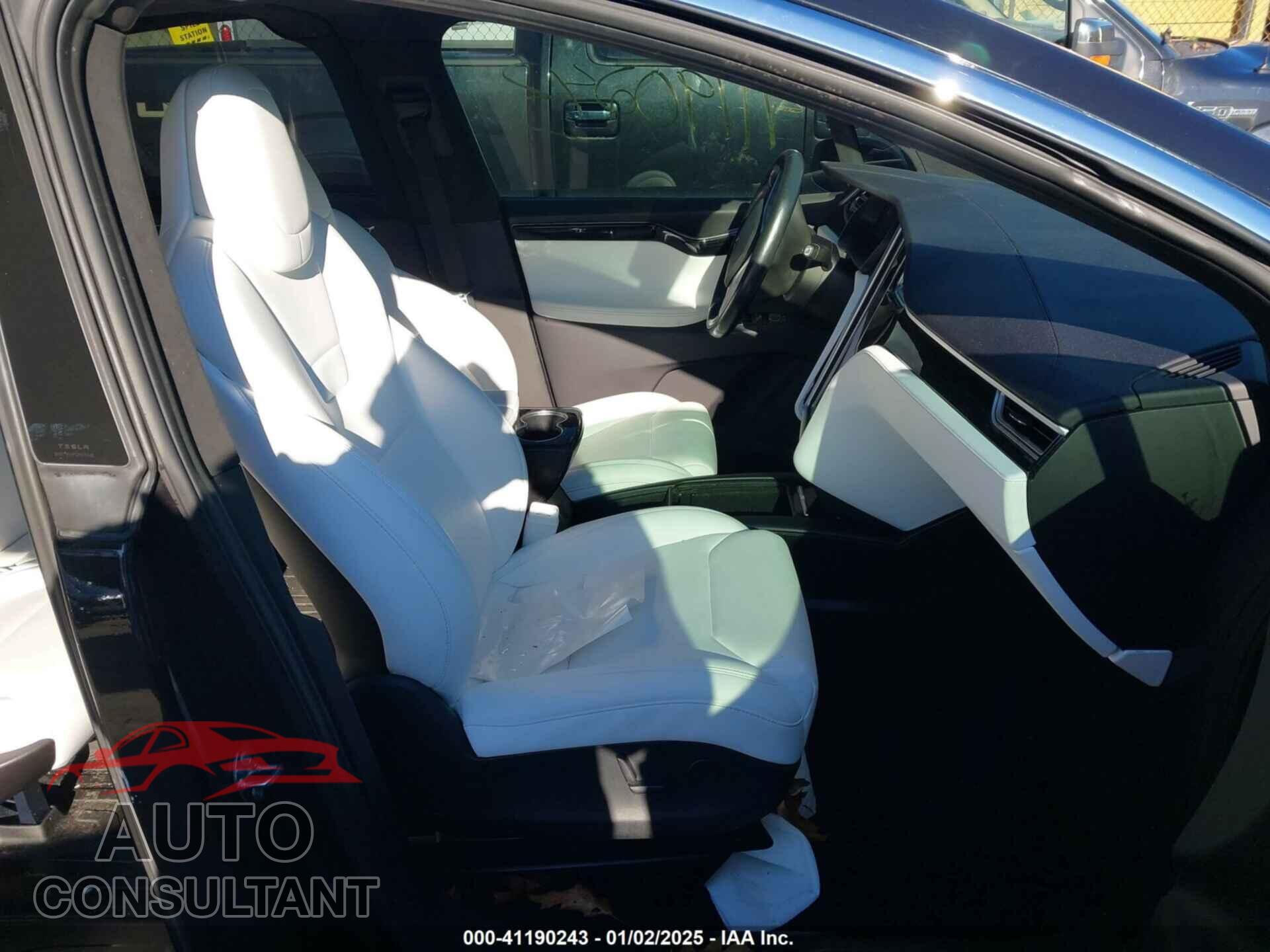 TESLA MODEL X 2017 - 5YJXCDE4XHF055805