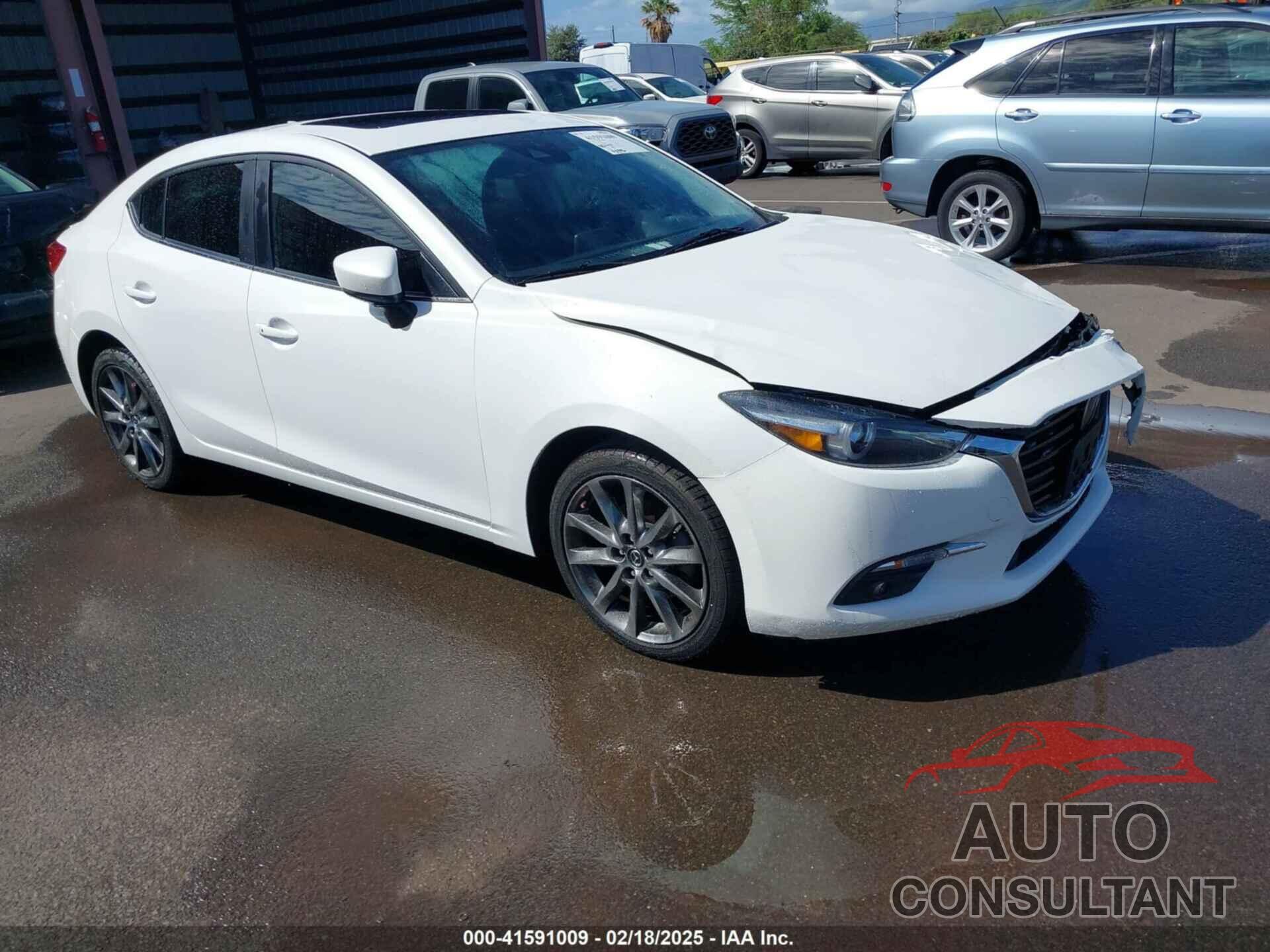 MAZDA MAZDA3 2018 - 3MZBN1W3XJM215561
