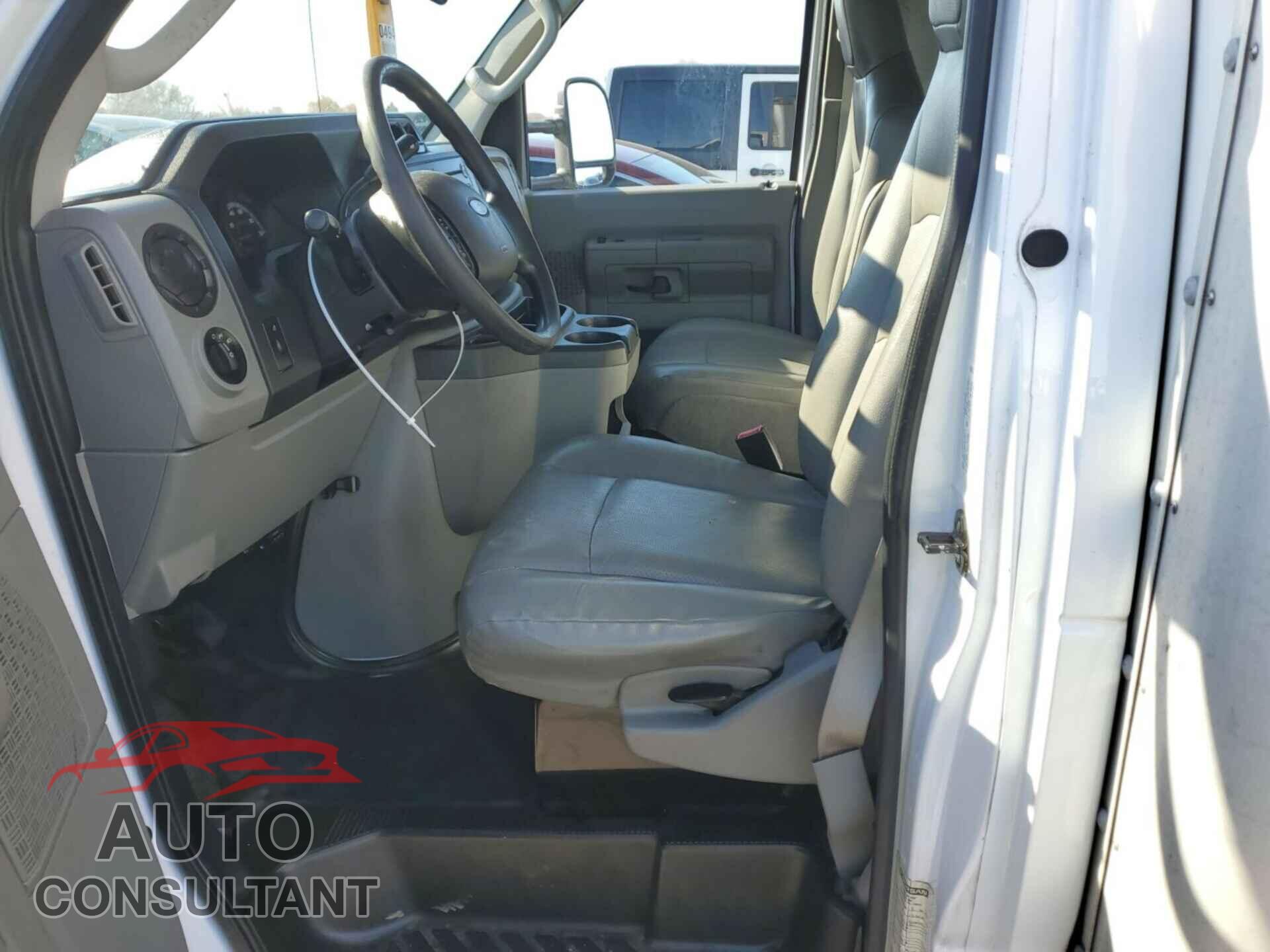 FORD E-450 CUTAWAY 2018 - 1FDXE4FS9JDC21764