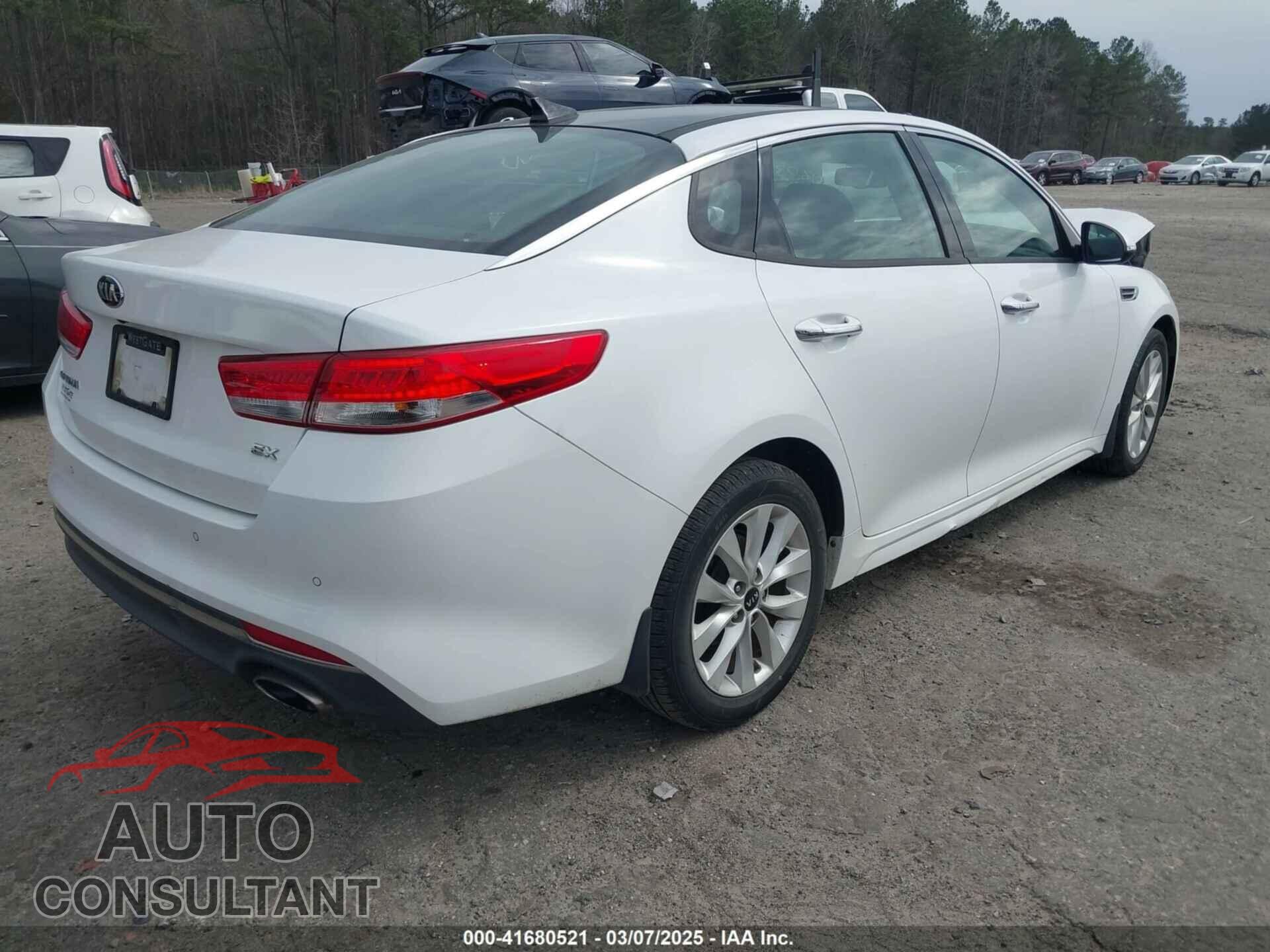 KIA OPTIMA 2017 - 5XXGU4L3XHG126876