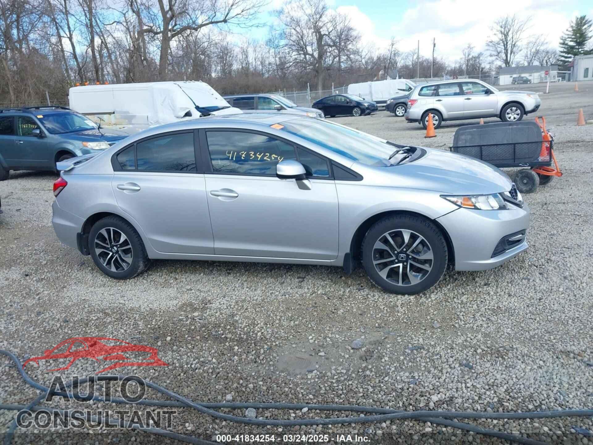 HONDA CIVIC 2013 - 19XFB2F82DE071484