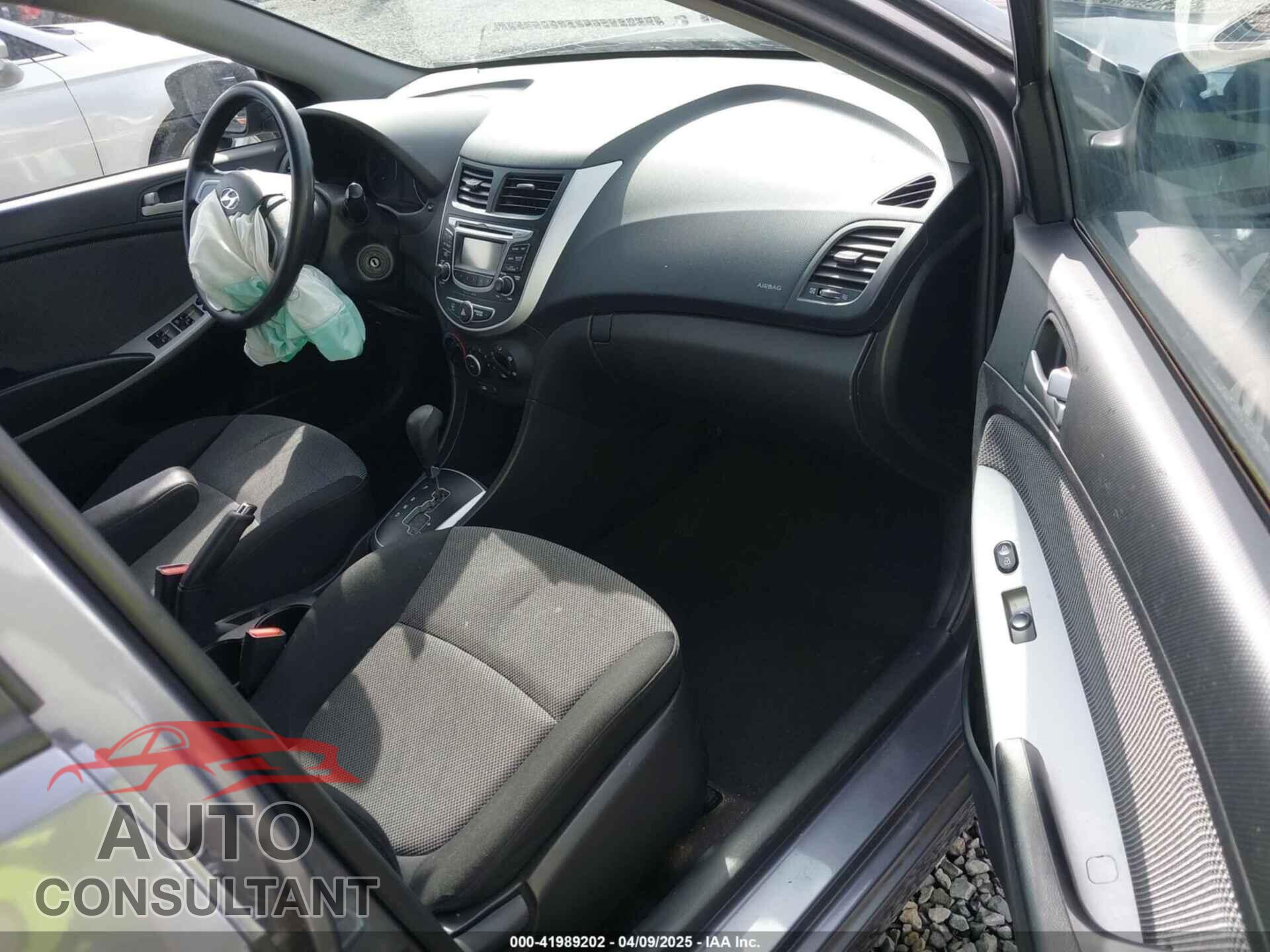 HYUNDAI ACCENT 2013 - KMHCT5AE2DU131582