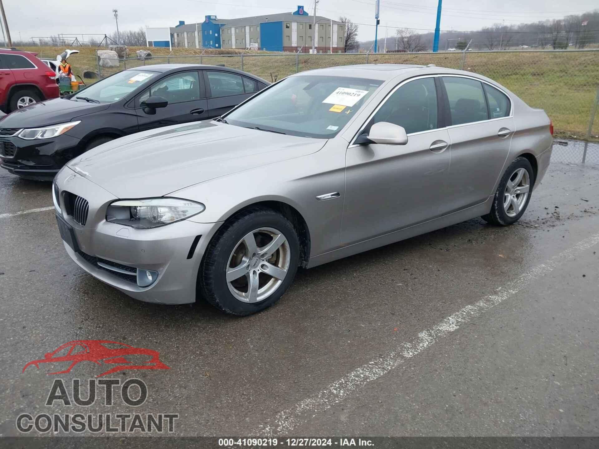 BMW 528I 2013 - WBAXH5C54DD106572