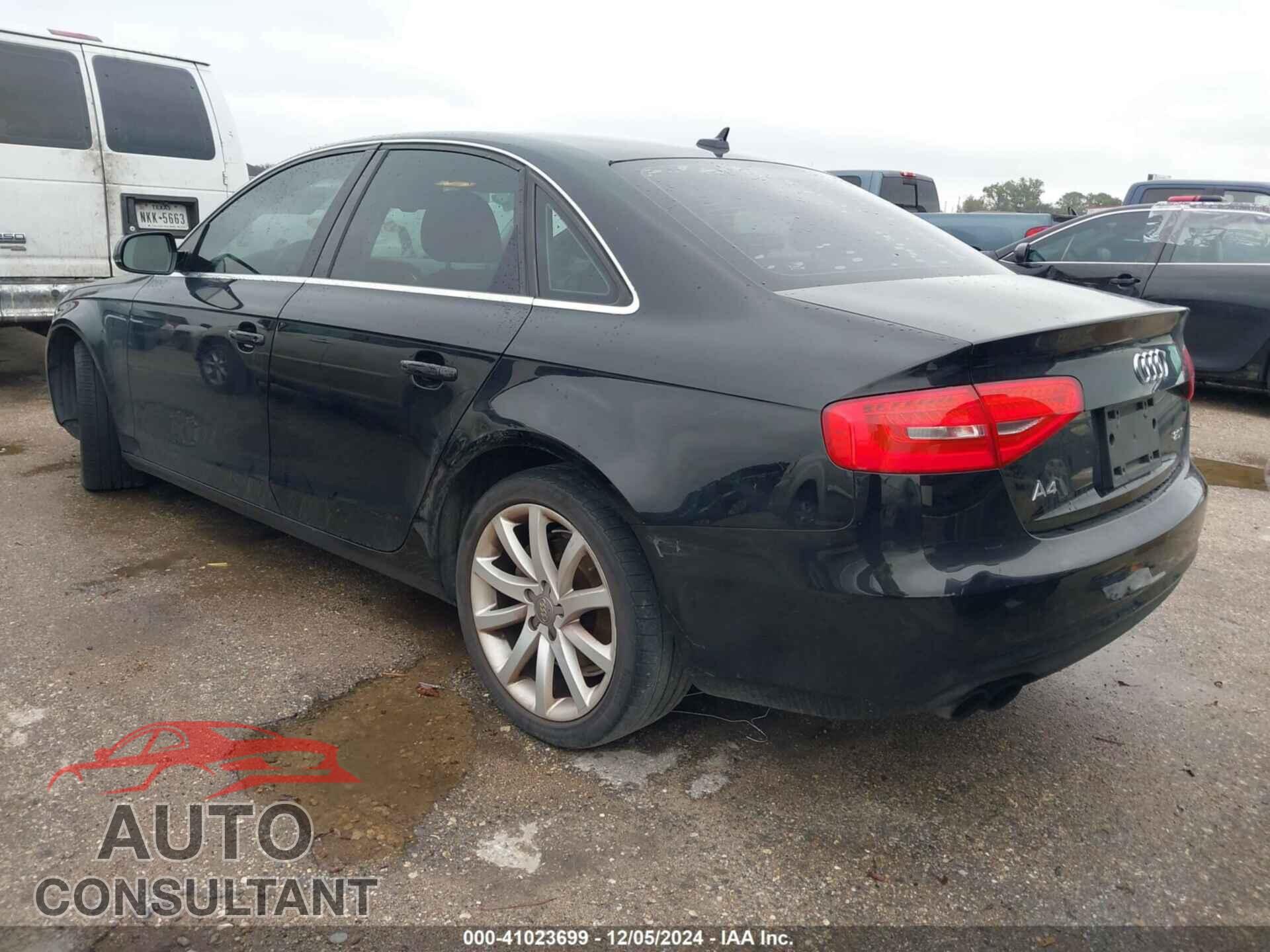 AUDI A4 2013 - WAUEFAFL0DN036028