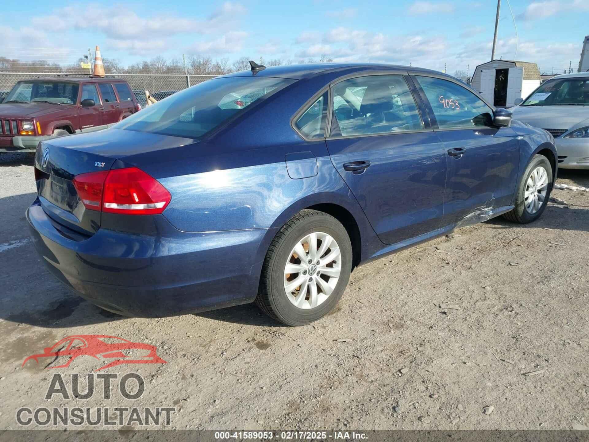 VOLKSWAGEN PASSAT 2015 - 1VWAT7A32FC044163