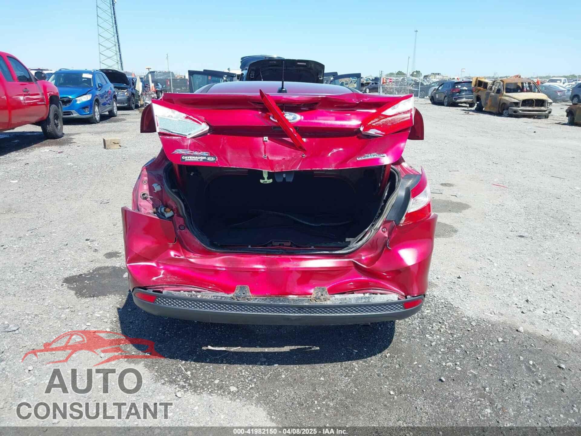 FORD FOCUS 2014 - 1FADP3F22EL171416