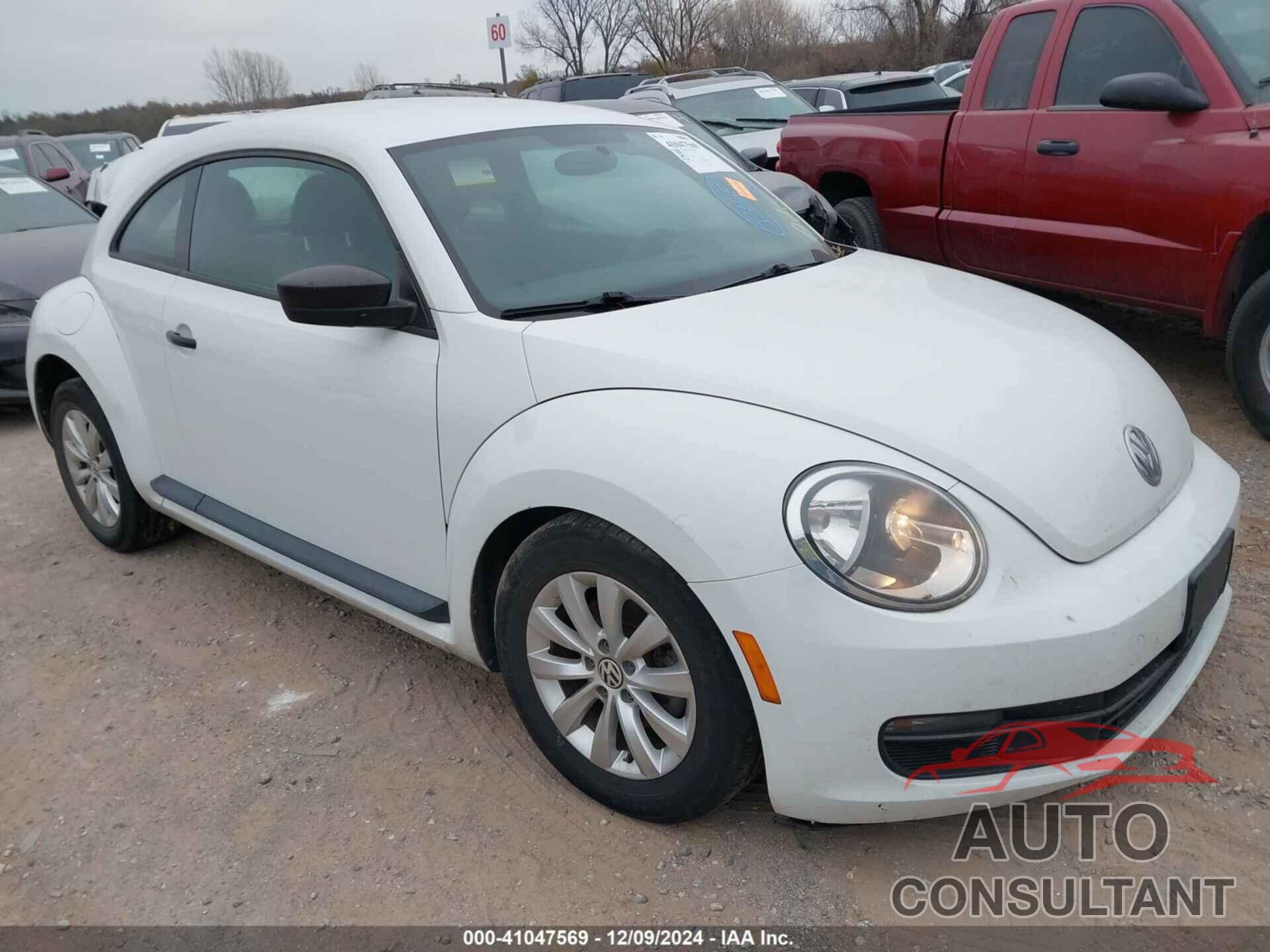 VOLKSWAGEN BEETLE 2015 - 3VWF17AT1FM619993