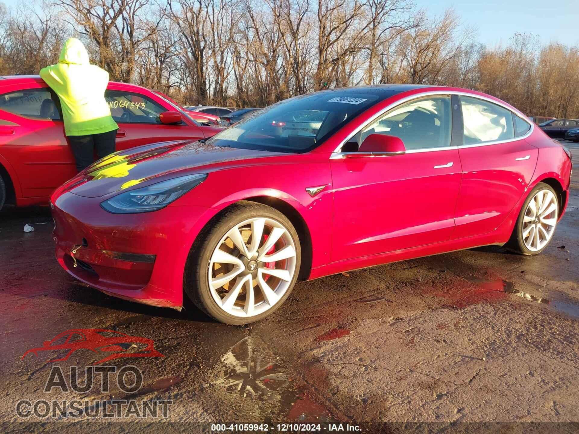 TESLA MODEL 3 2018 - 5YJ3E1EB3JF083652
