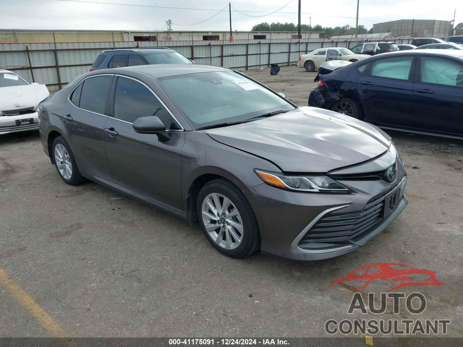 TOYOTA CAMRY 2023 - 4T1C11AK3PU139702
