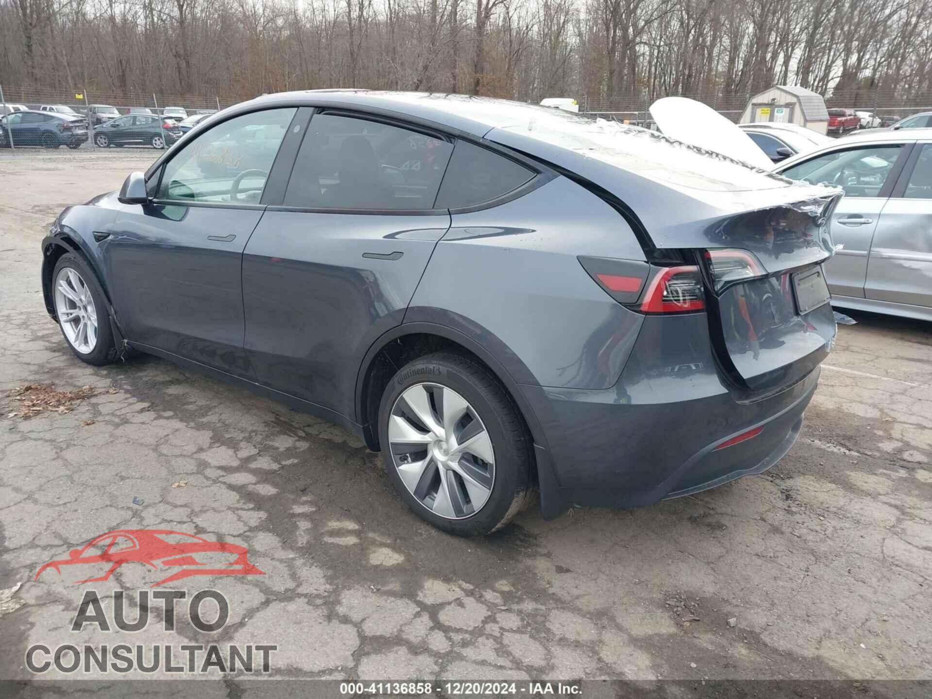 TESLA MODEL Y 2023 - 7SAYGDEE8PA057777