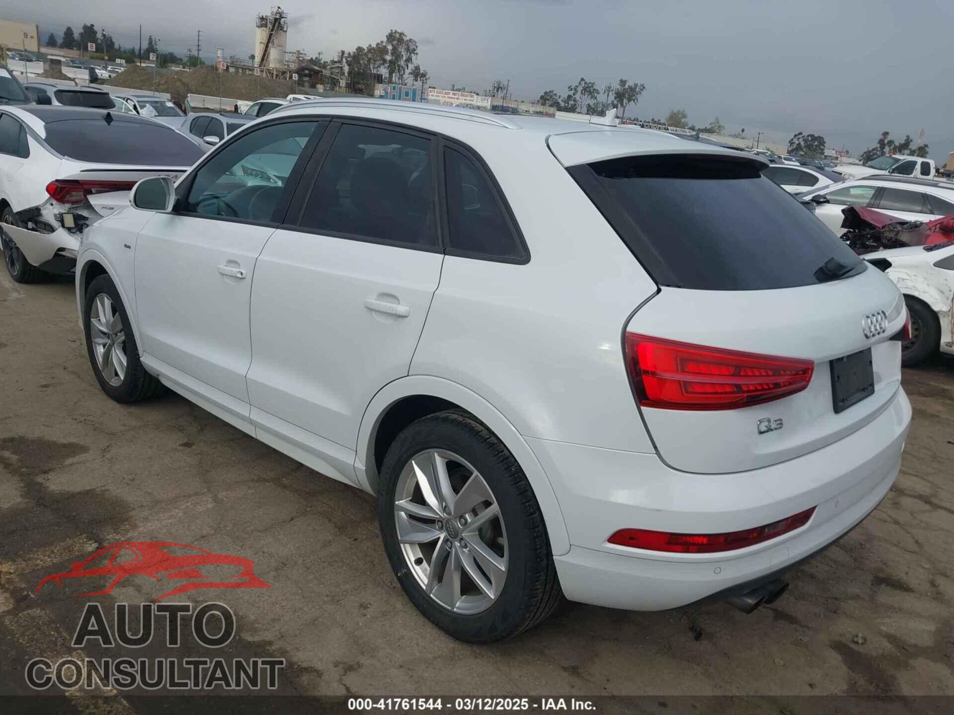 AUDI Q3 2018 - WA1BCCFSXJR028356