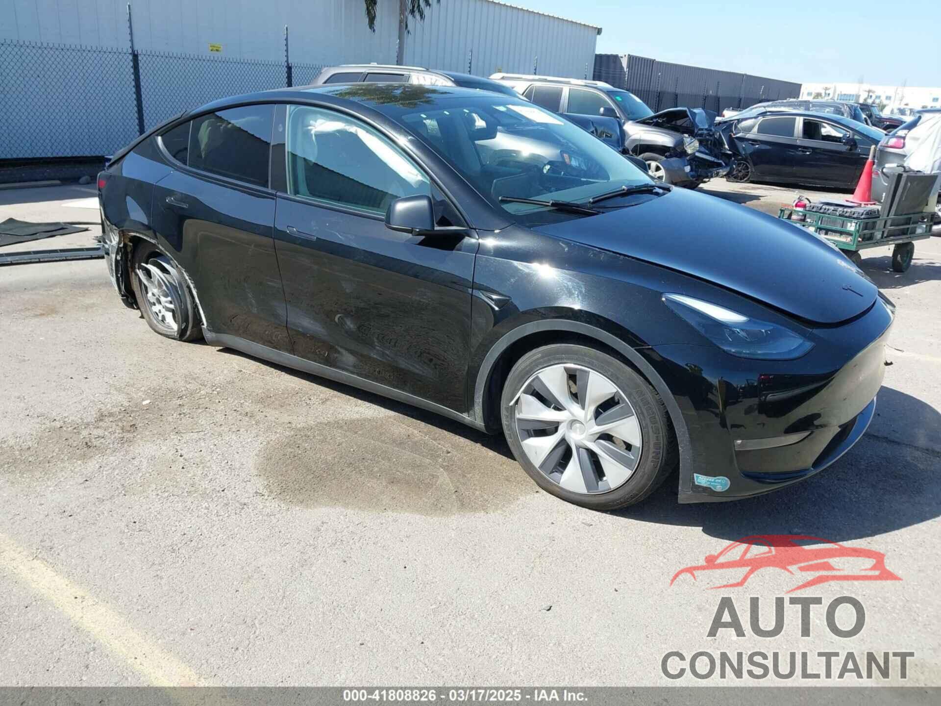 TESLA MODEL Y 2024 - 7SAYGDEE0RF078242