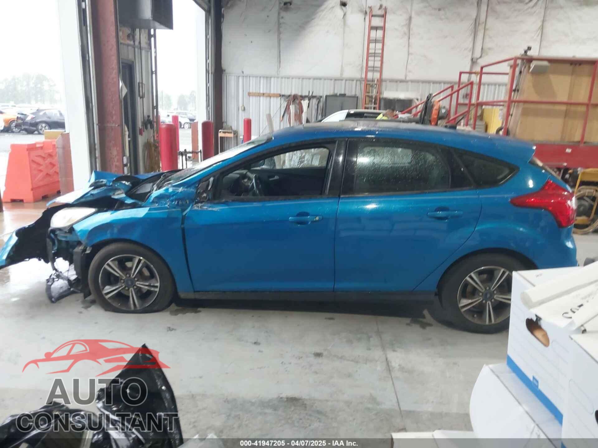 FORD FOCUS 2014 - 1FADP3K20EL368512