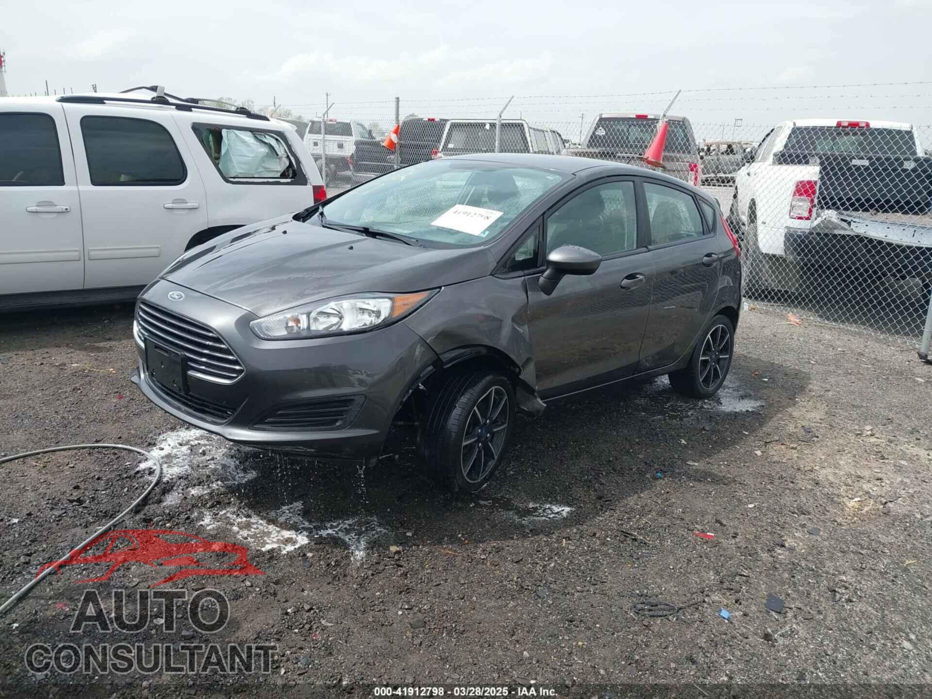 FORD FIESTA 2017 - 3FADP4EJ7HM163989