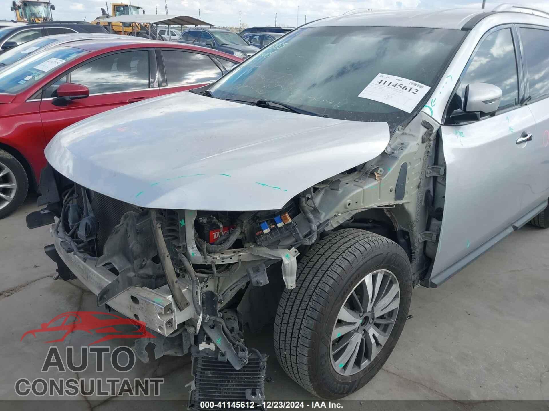 NISSAN PATHFINDER 2017 - 5N1DR2MN8HC686545