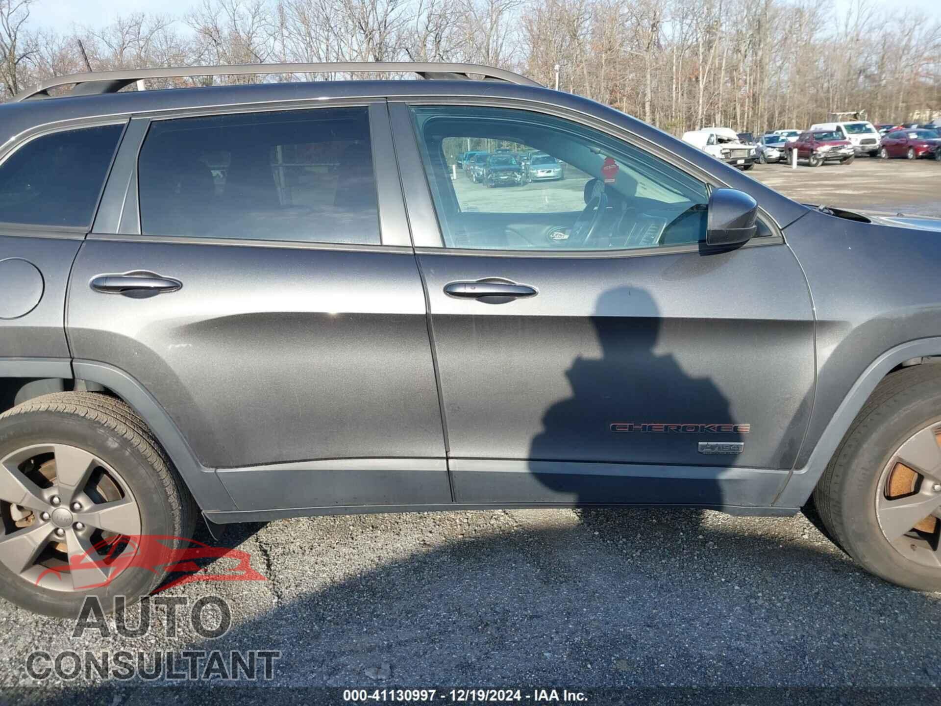 JEEP CHEROKEE 2017 - 1C4PJMCS5HW503712