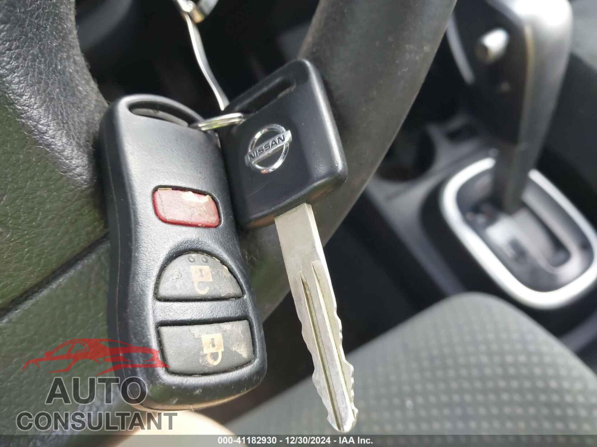 NISSAN VERSA 2010 - 3N1BC1CP3AL356366