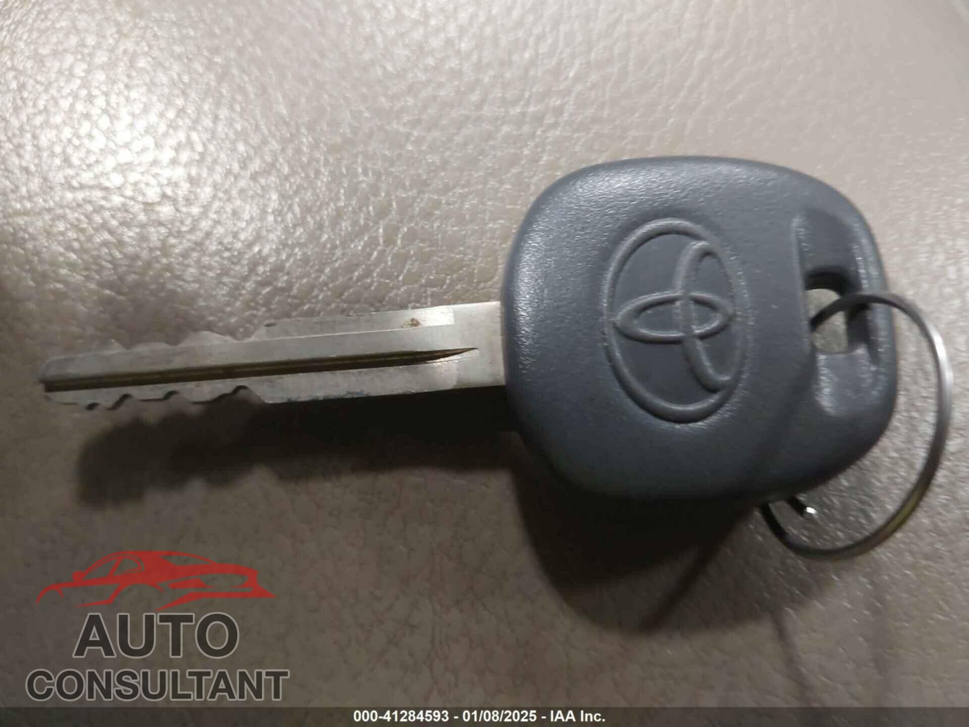TOYOTA RAV4 2011 - 2T3BF4DV6BW100557